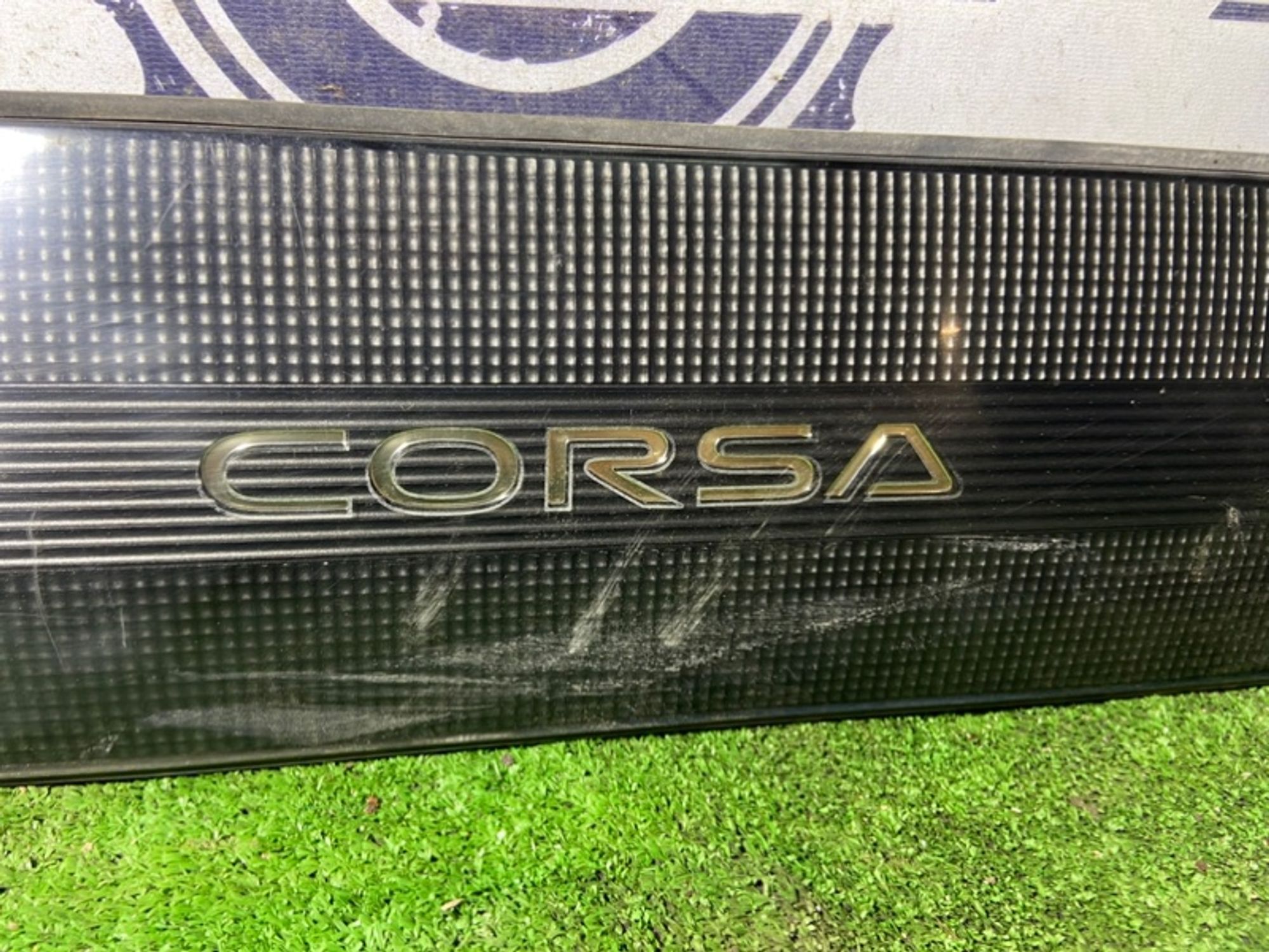 Вставка между стопов Toyota Corsa 1992 7680116250 EL43 5E-FE, задняя, 1000 рублей, Сосновоборск