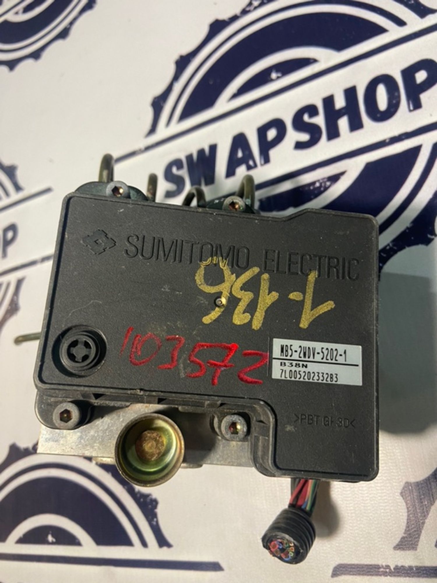 Блок ABS mitsubishi lancer cedia MB52WDE82051 4G93, 1500 рублей, Сосновоборск