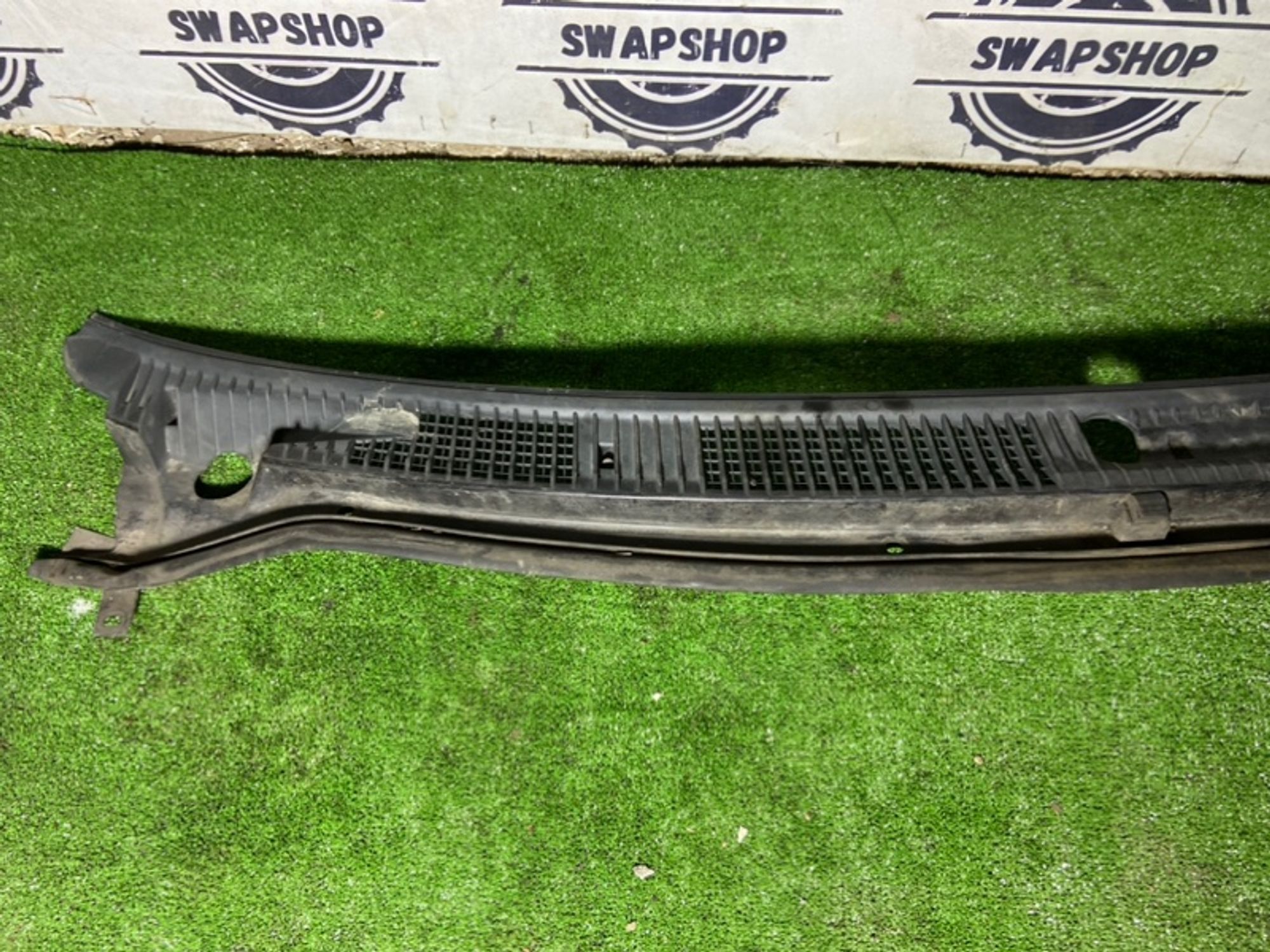 Решетка под лобовое стекло Toyota sprinter 1991 5570812080 CE100 2C, 500 рублей, Сосновоборск