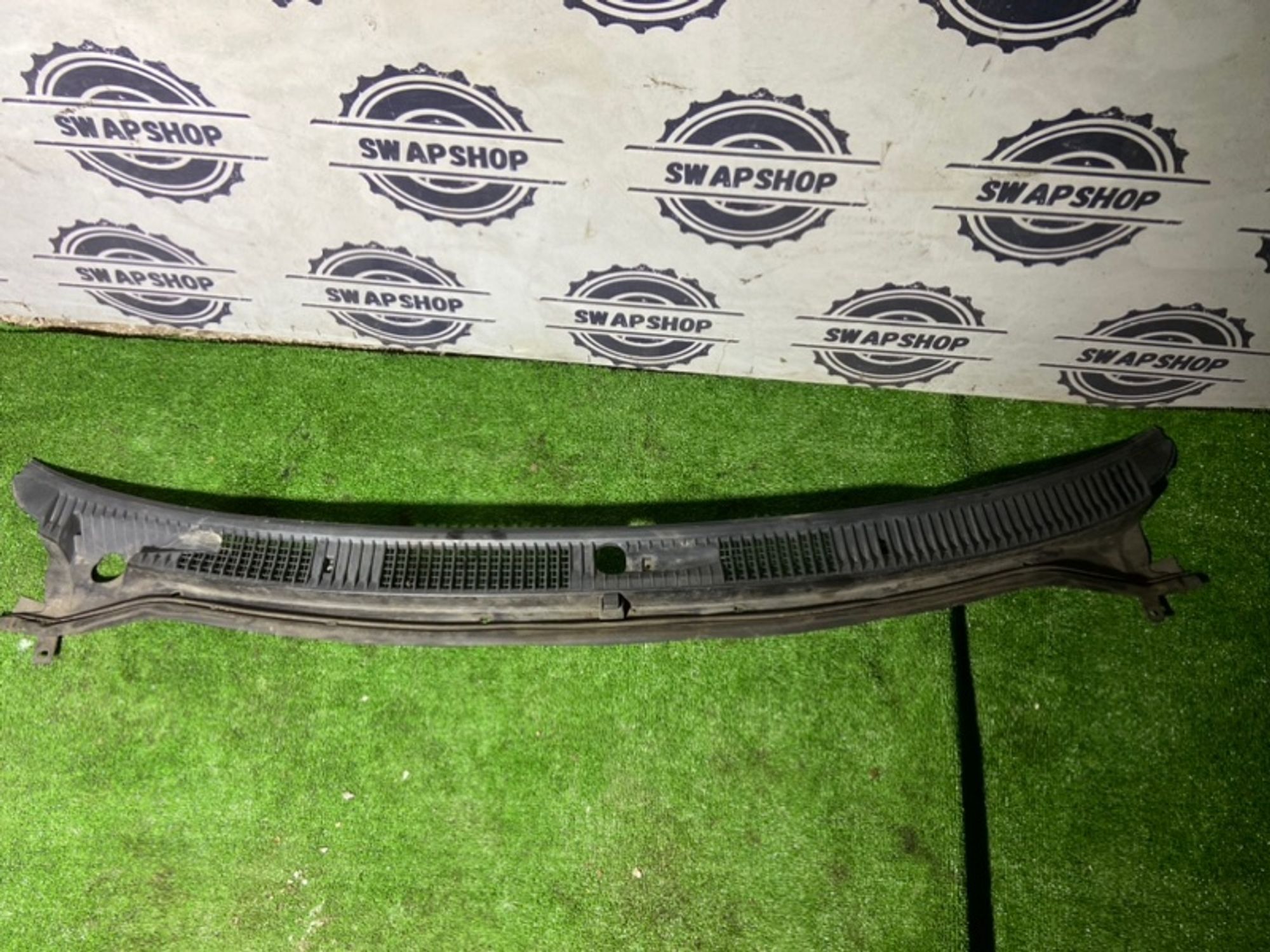Решетка под лобовое стекло Toyota sprinter 1991 5570812080 CE100 2C, 500 рублей, Сосновоборск