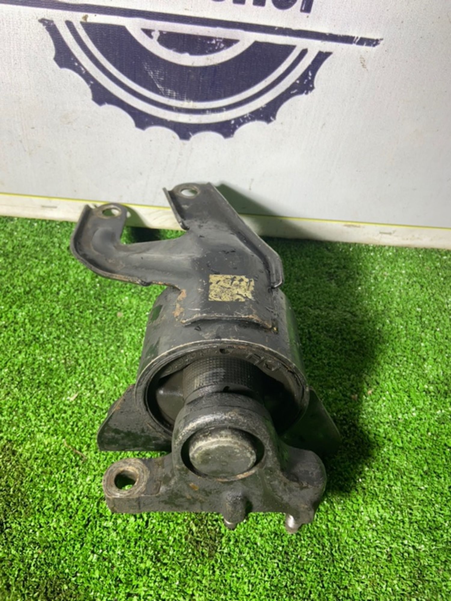 Подушка двигателя Toyota sprinter 1991 1236264220 CE100 2C, передняя правая, 2800 рублей, Сосновоборск
