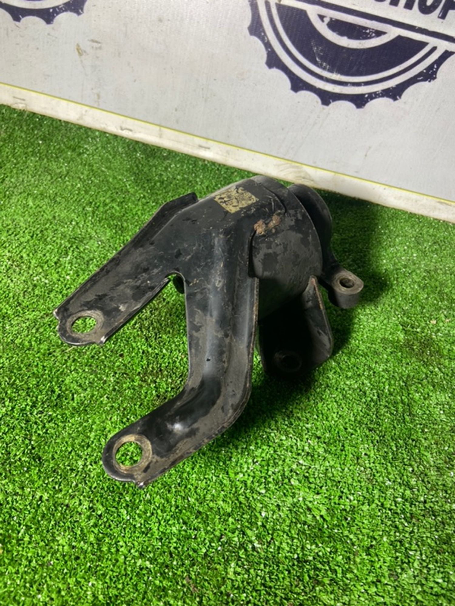 Подушка двигателя Toyota sprinter 1991 1236264220 CE100 2C, передняя правая, 2800 рублей, Сосновоборск