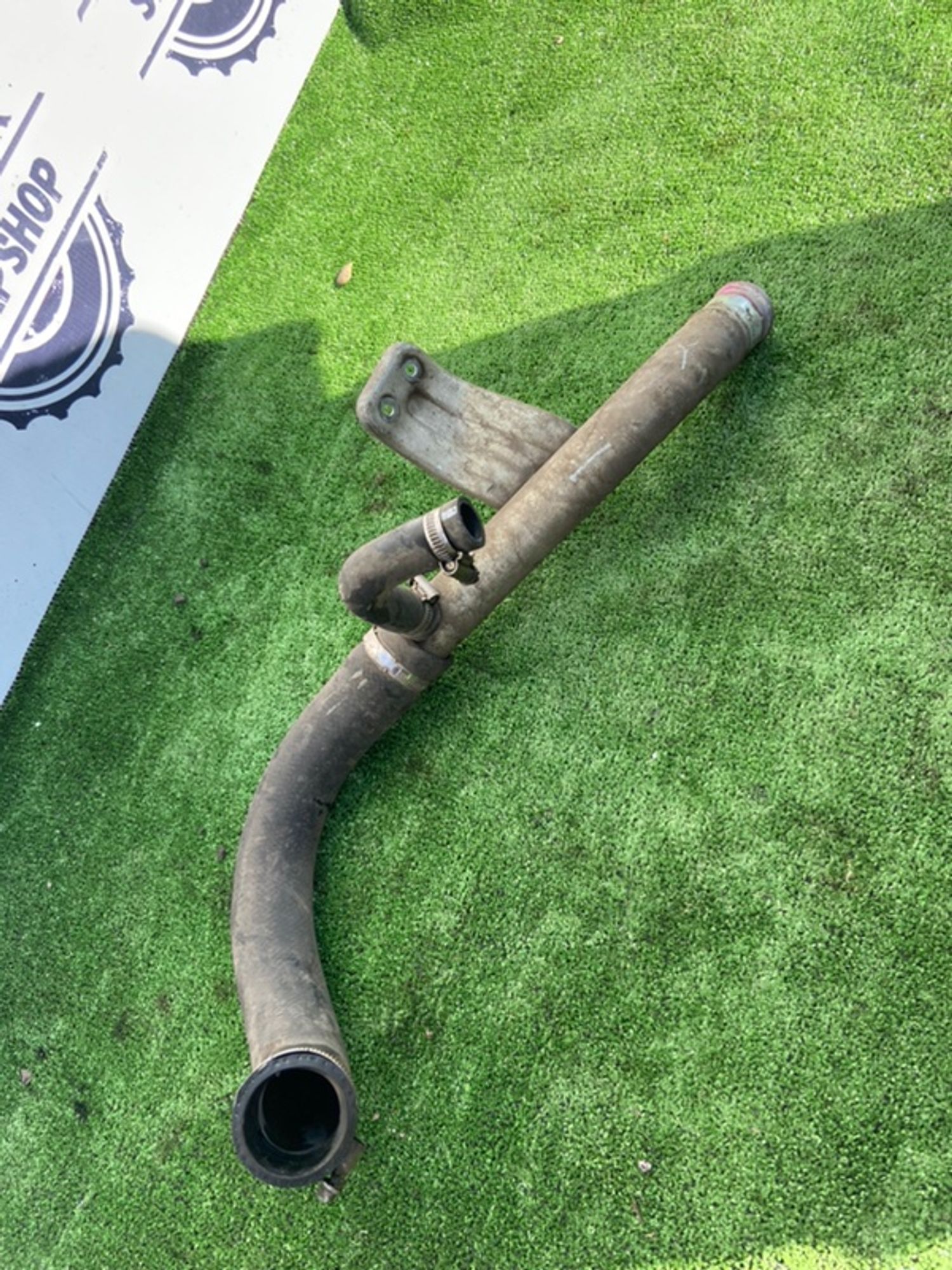 Патрубок системы охлаждения Toyota sprinter 1990 1632211162 EE98 3E, 600 рублей, Сосновоборск