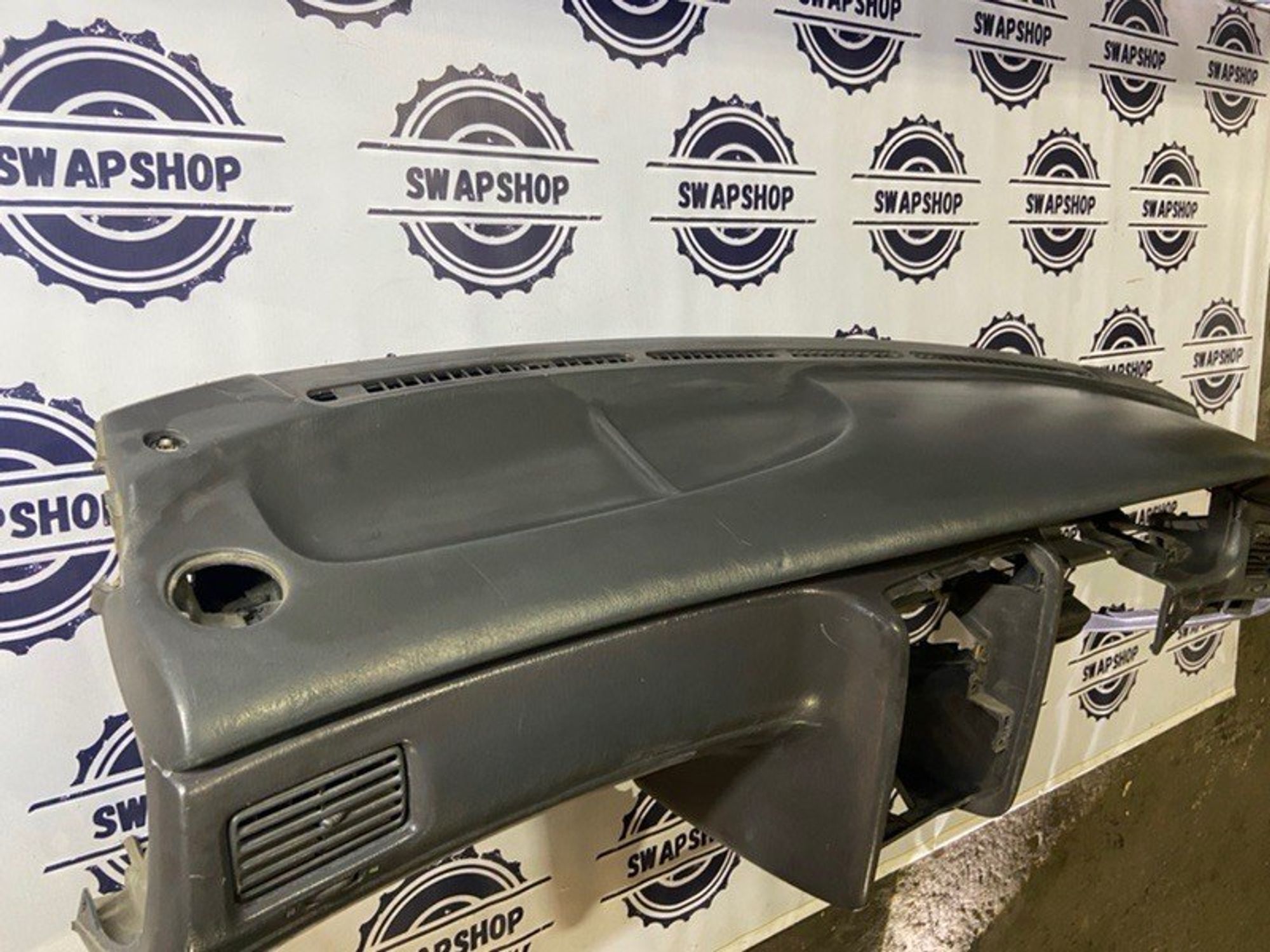 Торпедо Toyota Corona 1993 5530020031C0 ST190 3S-FE, 700 рублей, Сосновоборск