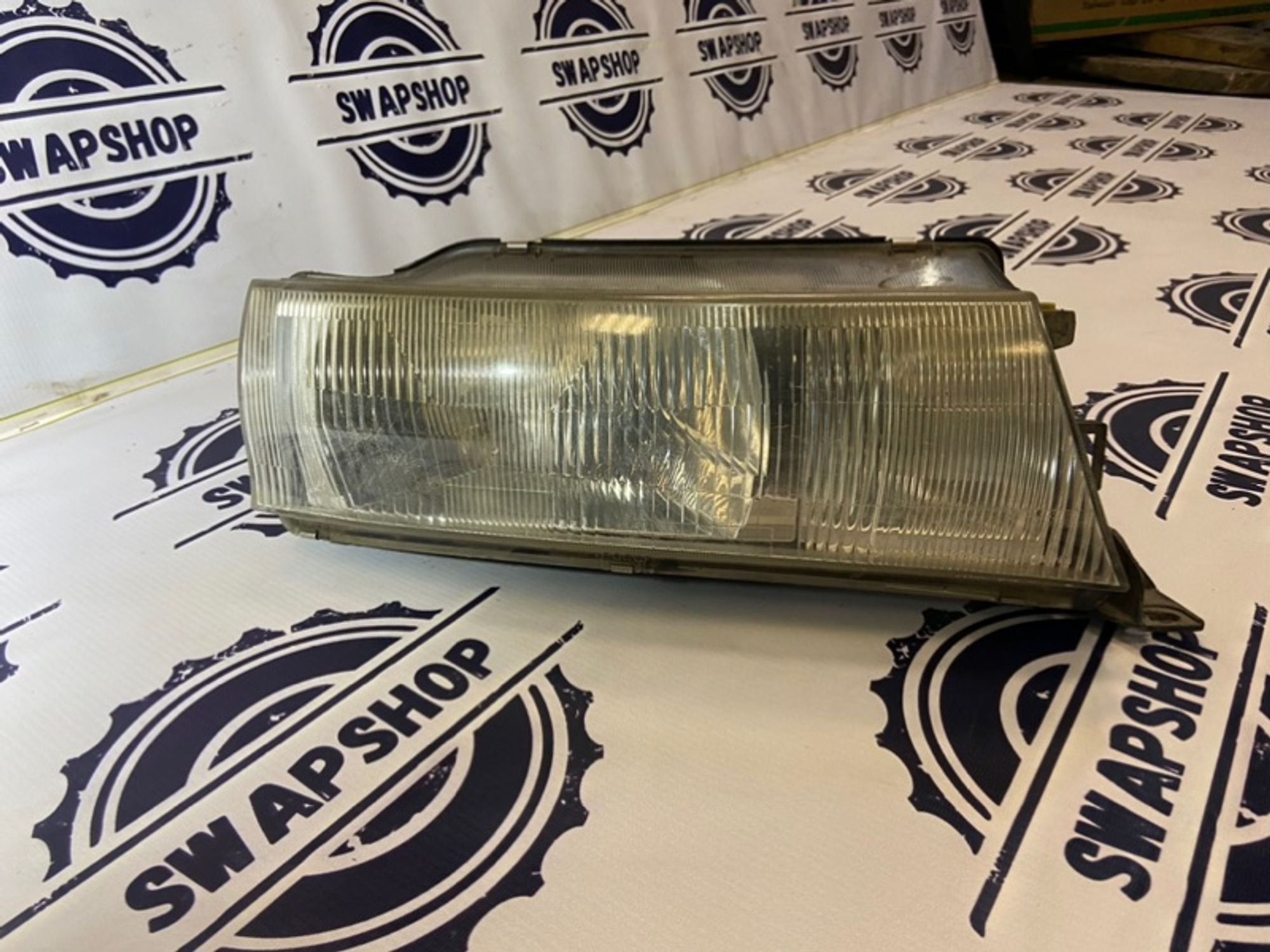 Фара галогеновая Toyota Chaser 1993 8113022660 JZX90 1JZ-GE, передняя правая, 1500 рублей, Сосновоборск