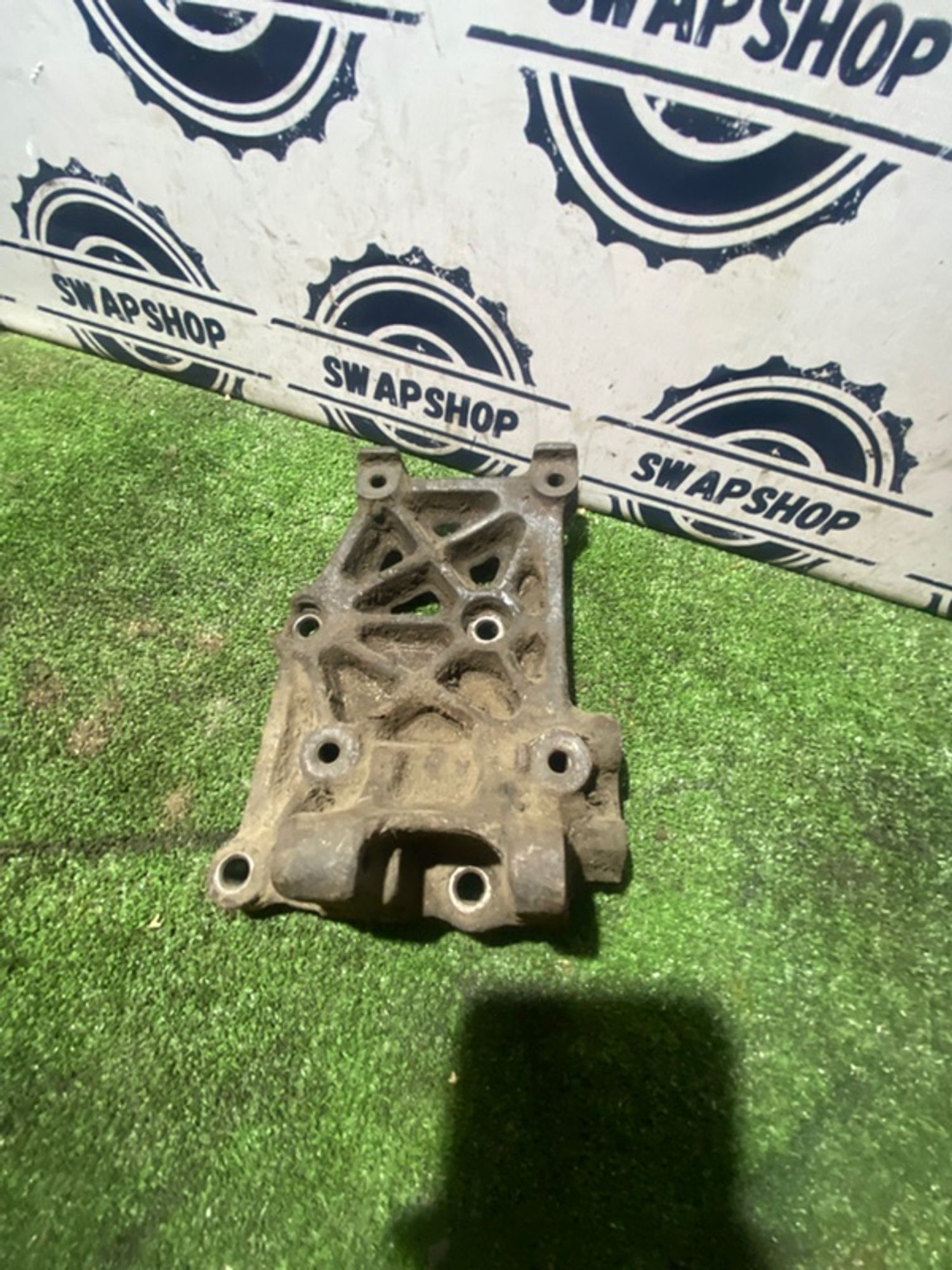 Кронштейн компрессора кондиционера nissan pulsar 1998 119100M300 EN15 GA15DE, 600 рублей, Сосновоборск