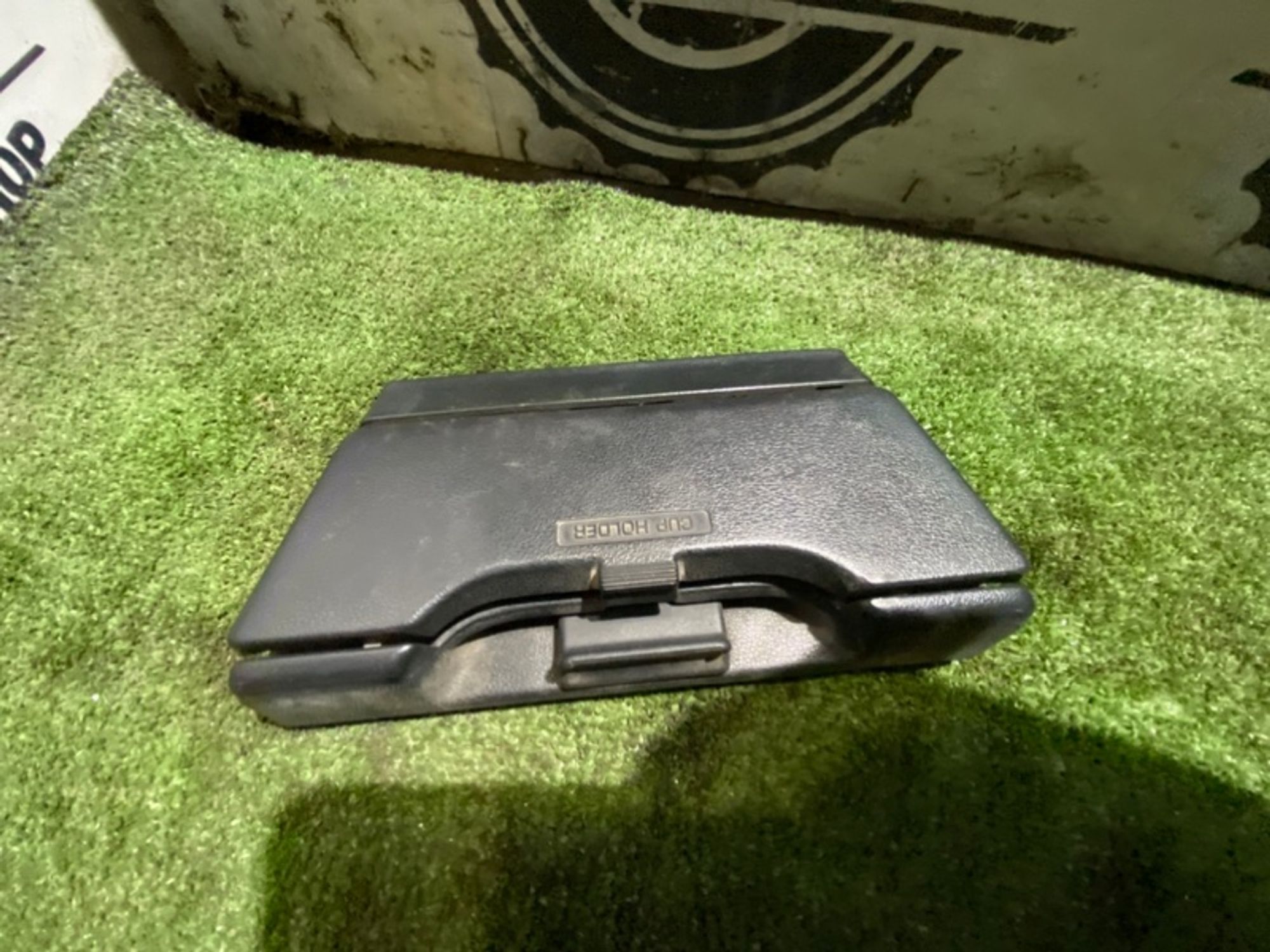 Подстаканник toyota carina 1990 556042003001 AT170 5A-FE, 600 рублей, Сосновоборск