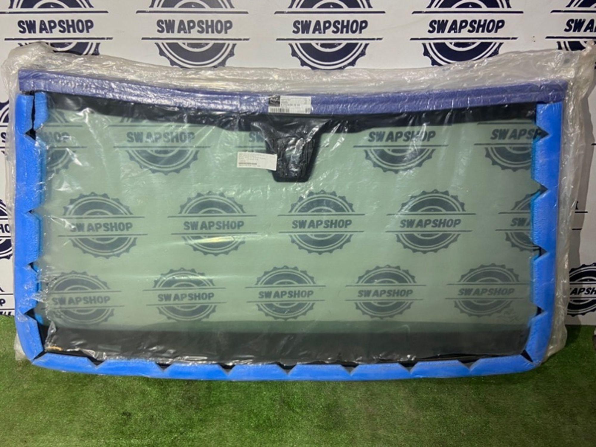 Стекло лобовое Mercedes glc 2015 A2536702500 GLC OM642, 38000 рублей, Сосновоборск
