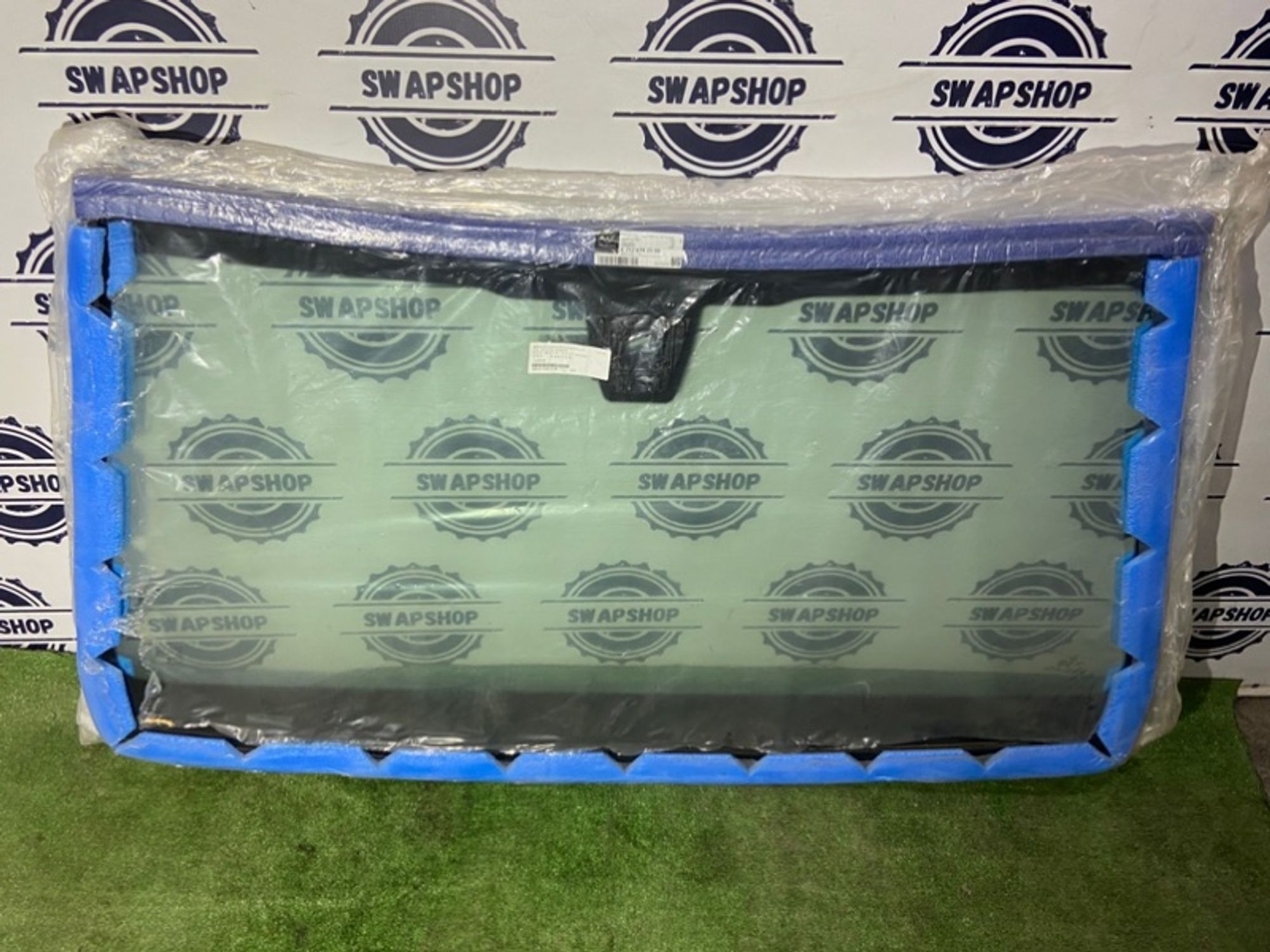 Стекло лобовое Mercedes glc 2015 A2536702500 GLC OM642, 38000 рублей, Сосновоборск