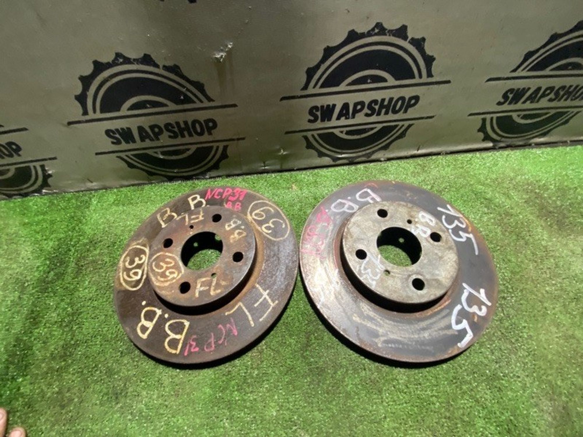 Диск тормозной toyota bb 2001 4351252040 NCP35 1NZ-FE, передний, 1500 рублей, Сосновоборск