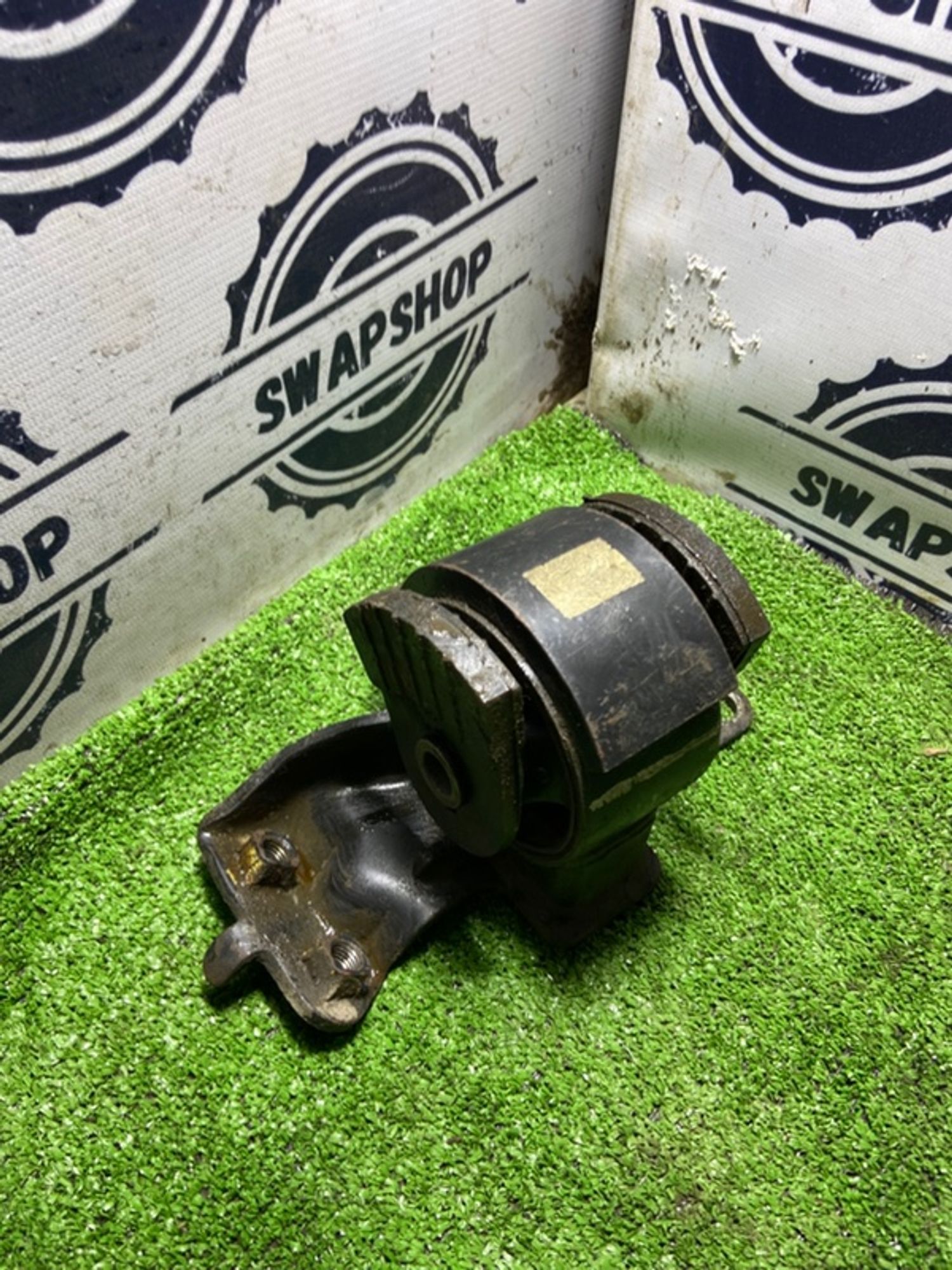 Подушка АКПП Toyota sprinter 1992 1237211250 EE101, 700 рублей, Сосновоборск
