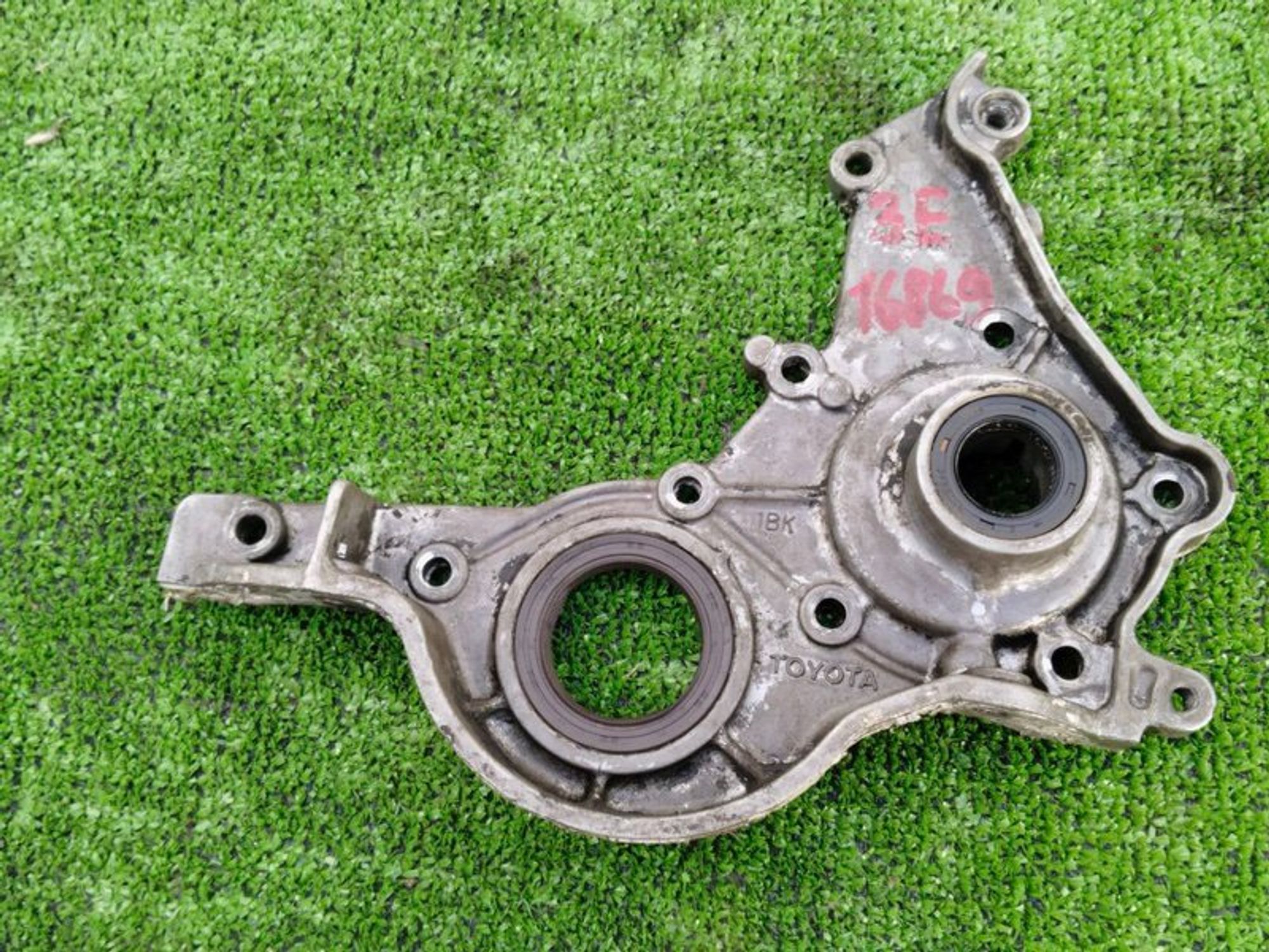 Масляный насос Toyota sprinter 1990 1510011021 EE98 3E, 1200 рублей, Сосновоборск