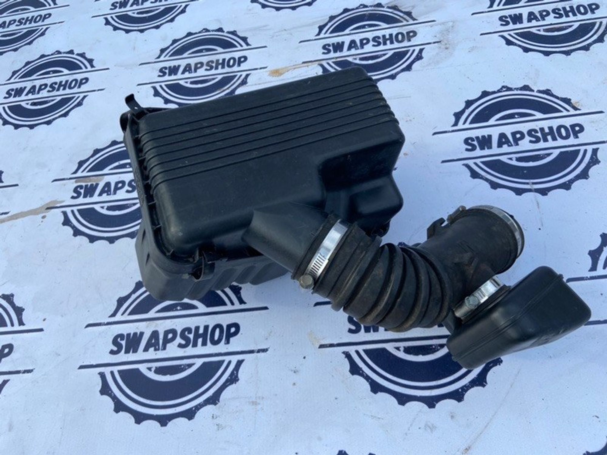 Корпус воздушного фильтра Toyota sprinter 1992 1770115260 AE100 5A-FE, 1500 рублей, Сосновоборск