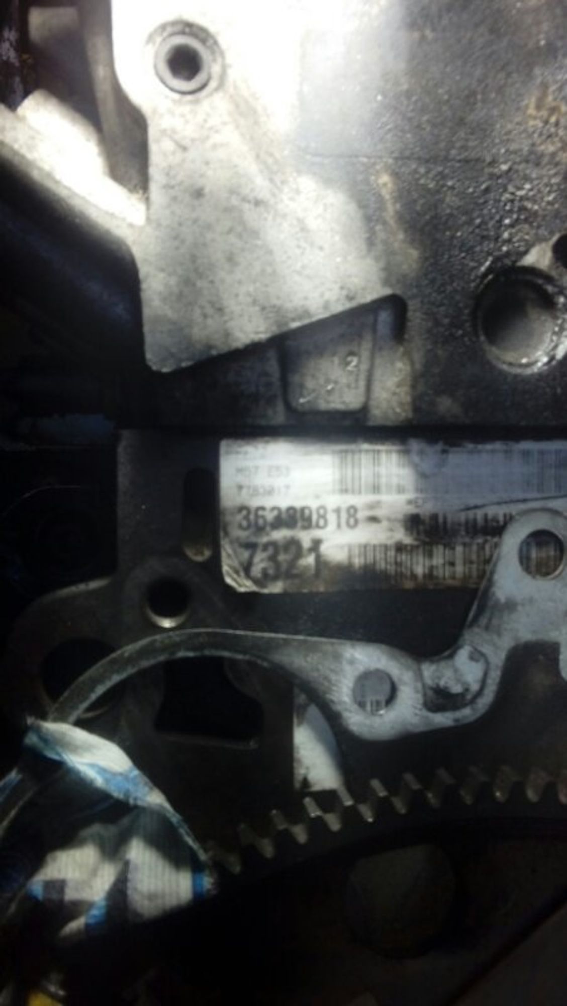 https://ycs.partsauto.market/partsauto-images/thmbs/43bd366054243a86b210ddb5f0dc1754/08bb2315fcf99ef1b8a64e30bcf88226/97e650dd4046e213444f728acbaae107.jpg