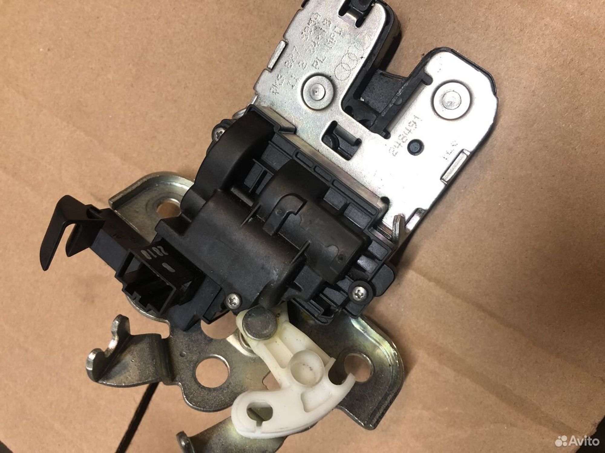 Замок крышки багажника Audi A5 8T 2010, 2500 рублей, Москва