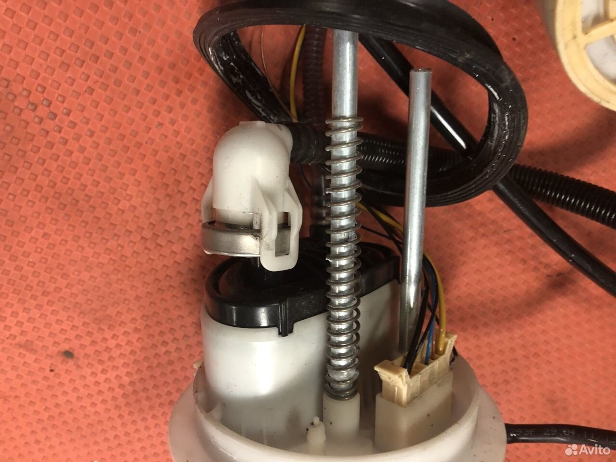 https://ycs.partsauto.market/partsauto-images/thmbs/4bc412e58a1c6cab6d9447373f981aa7/0437a98f9d9d7cc1dbd548e5109e6b6c/5653763beb9c27dd7f26867213434201.jpg