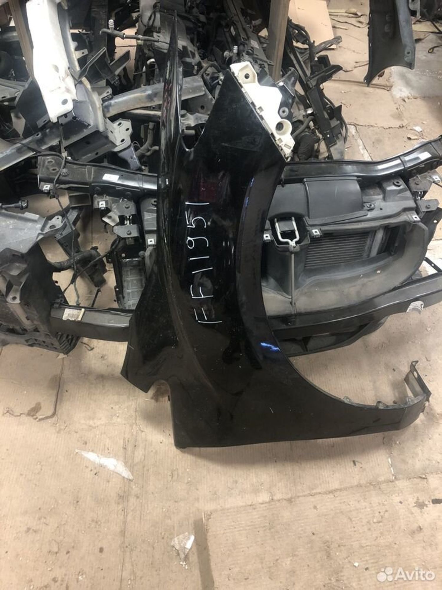 Крыло переднее правое Mazda CX-7 I 2007, 8200 рублей, Москва