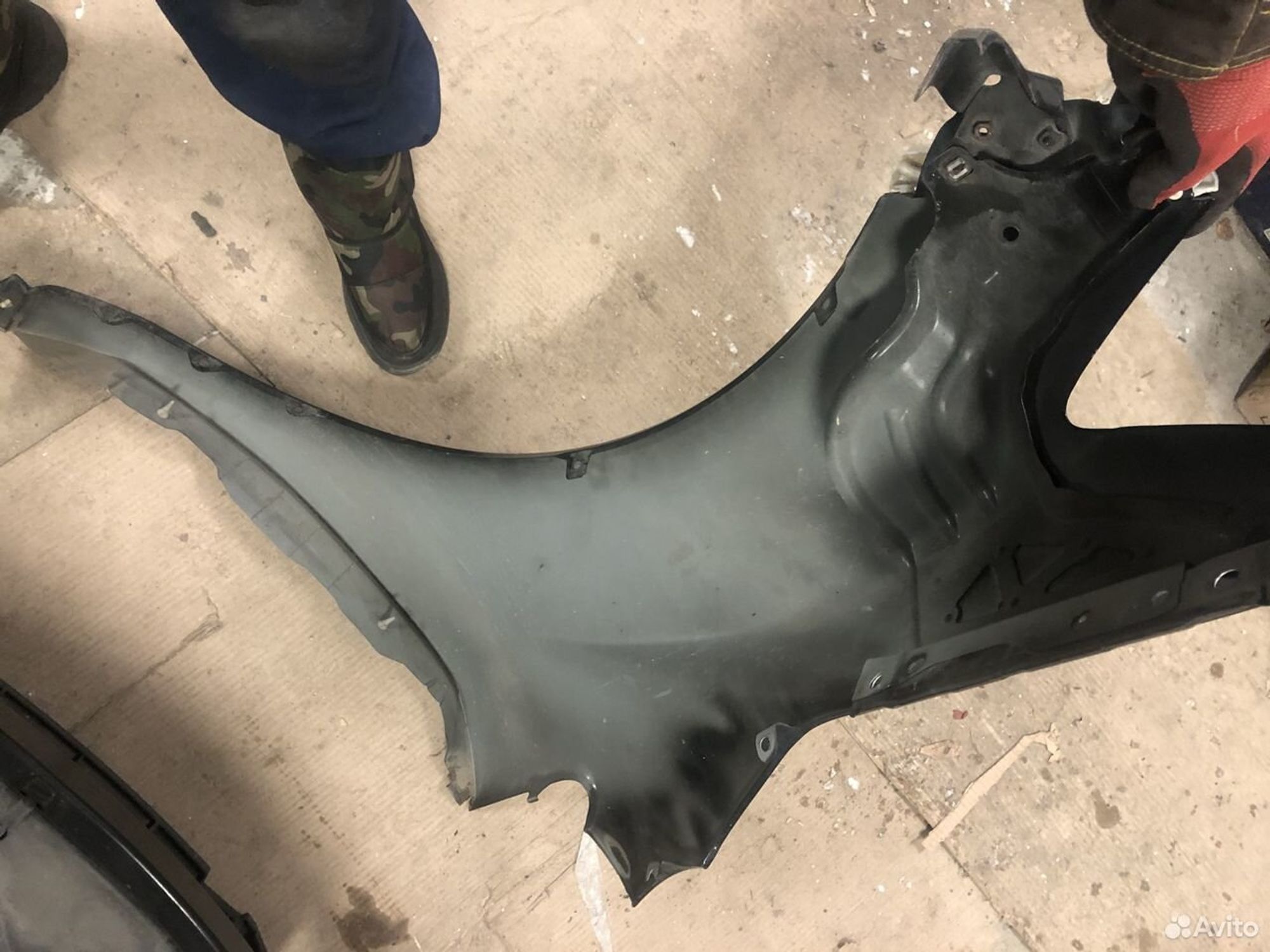 Крыло переднее правое Mazda CX-7 I 2007, 8200 рублей, Москва