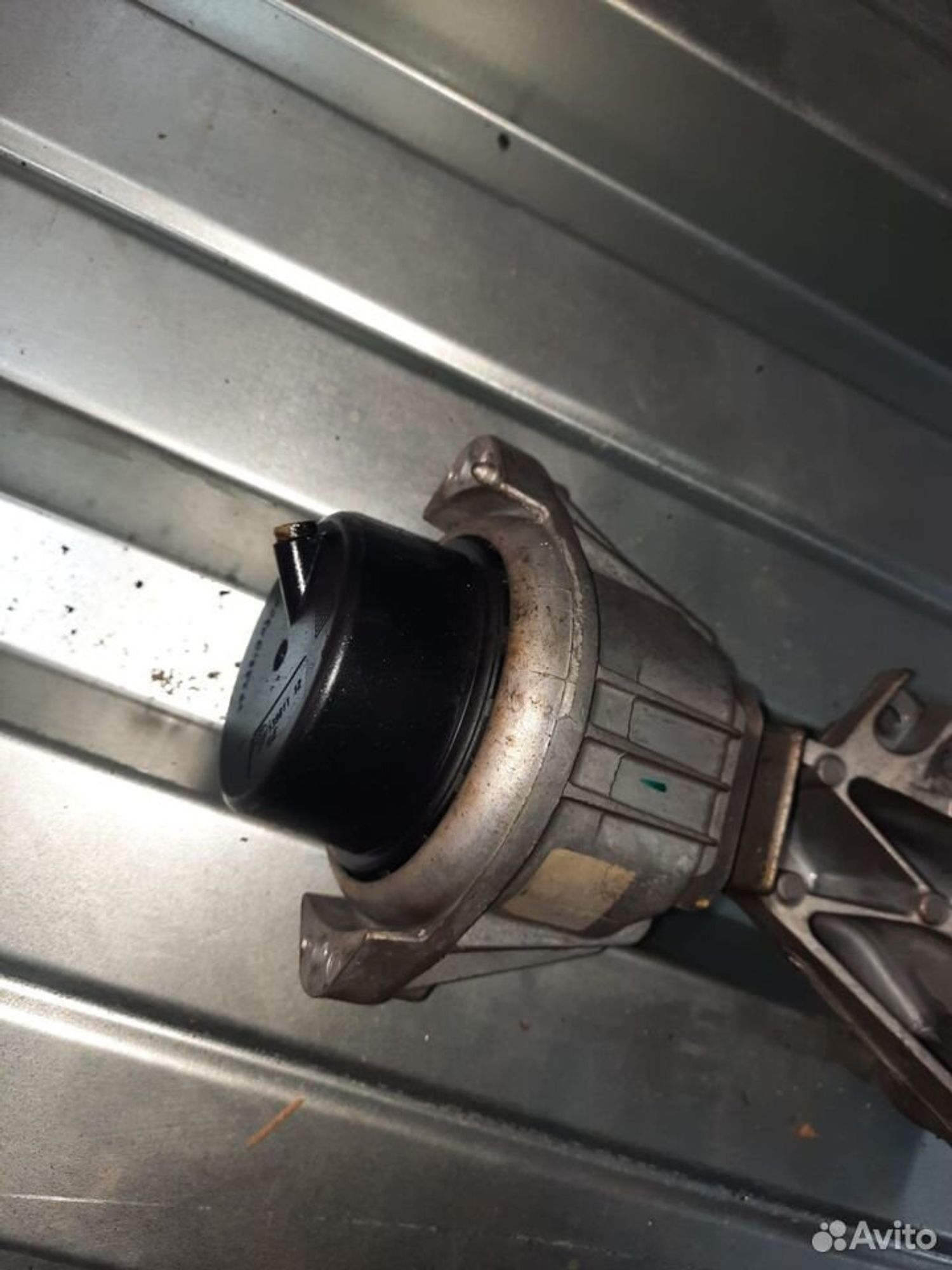https://ycs.partsauto.market/partsauto-images/thmbs/4bc412e58a1c6cab6d9447373f981aa7/53e1ec17593395a280a28588add6db5c/ee0a7e4ed9b66ca7982ade490844a3d5.jpg
