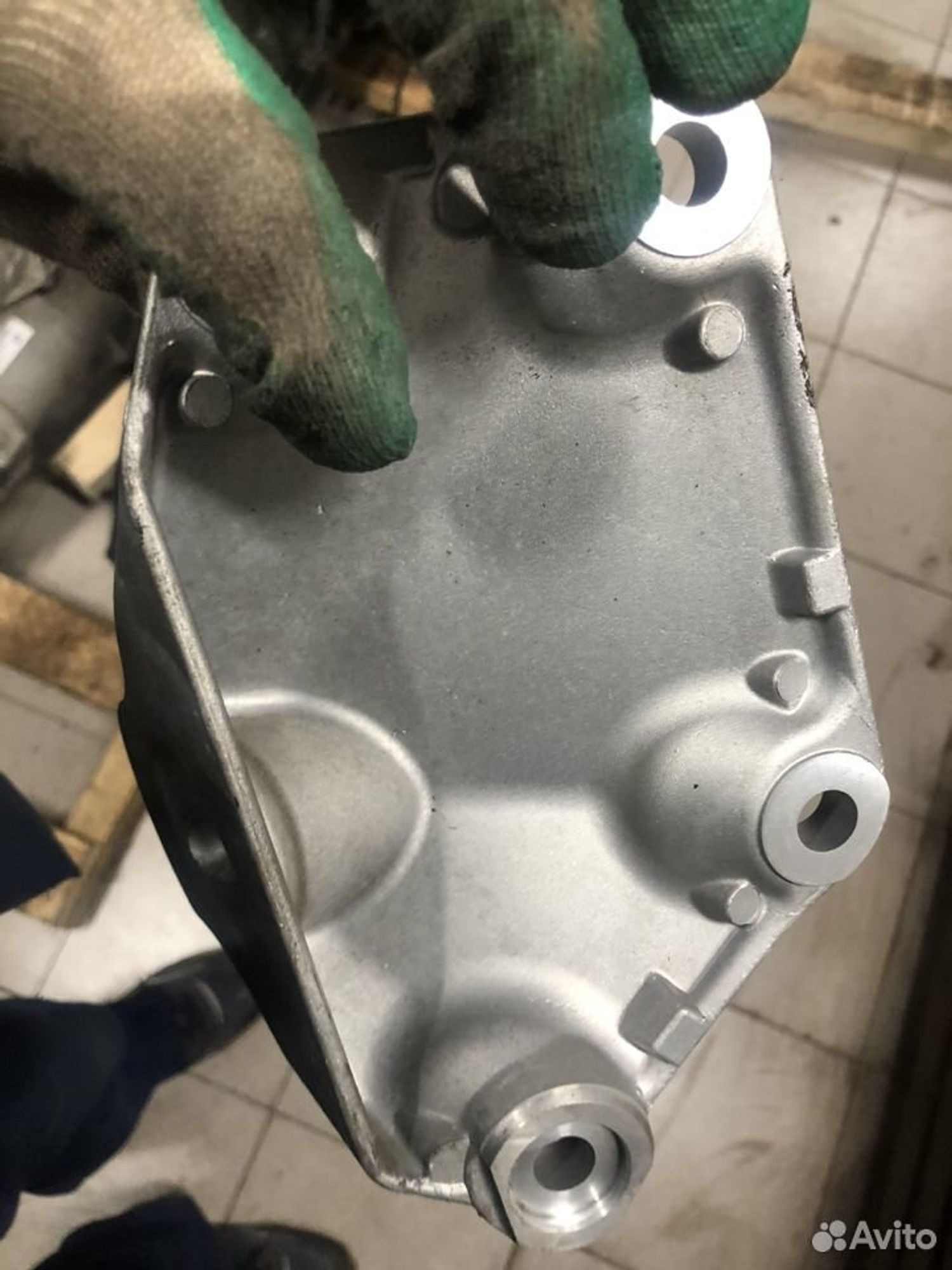 Кронштейн опоры двигателя BMW 5 серия E60/E61, 420 рублей, Москва