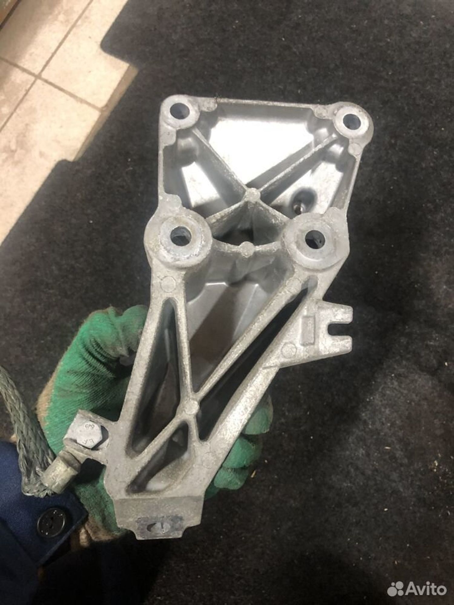 https://ycs.partsauto.market/partsauto-images/thmbs/4bc412e58a1c6cab6d9447373f981aa7/80336a53978d9b94f1719d289b67f18e/f3d4445d029ea1cca3a52c9da8caa766.jpg