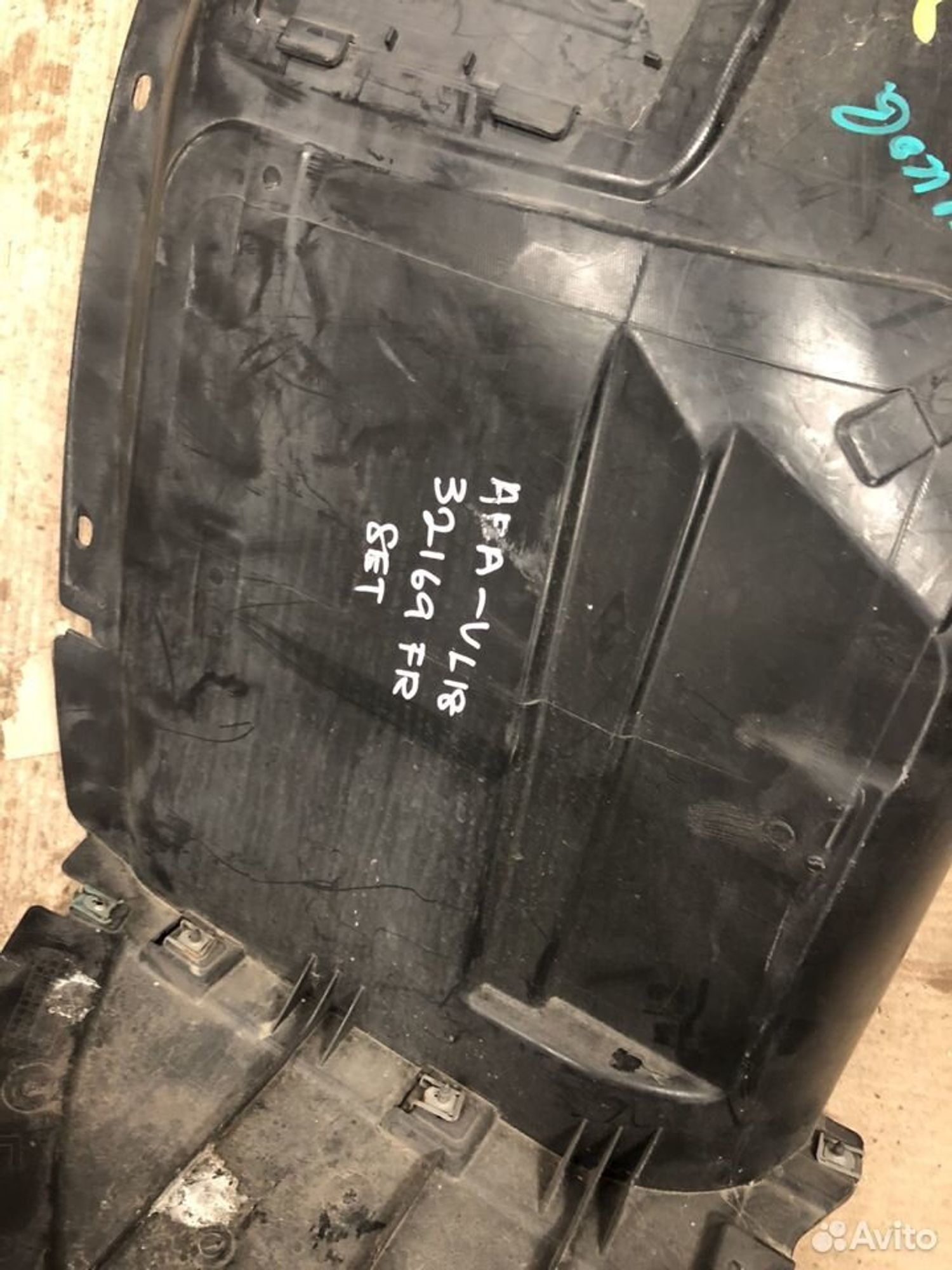 Подкрылок передний правый перед BMW X1 E84 2010, 4600 рублей, Москва
