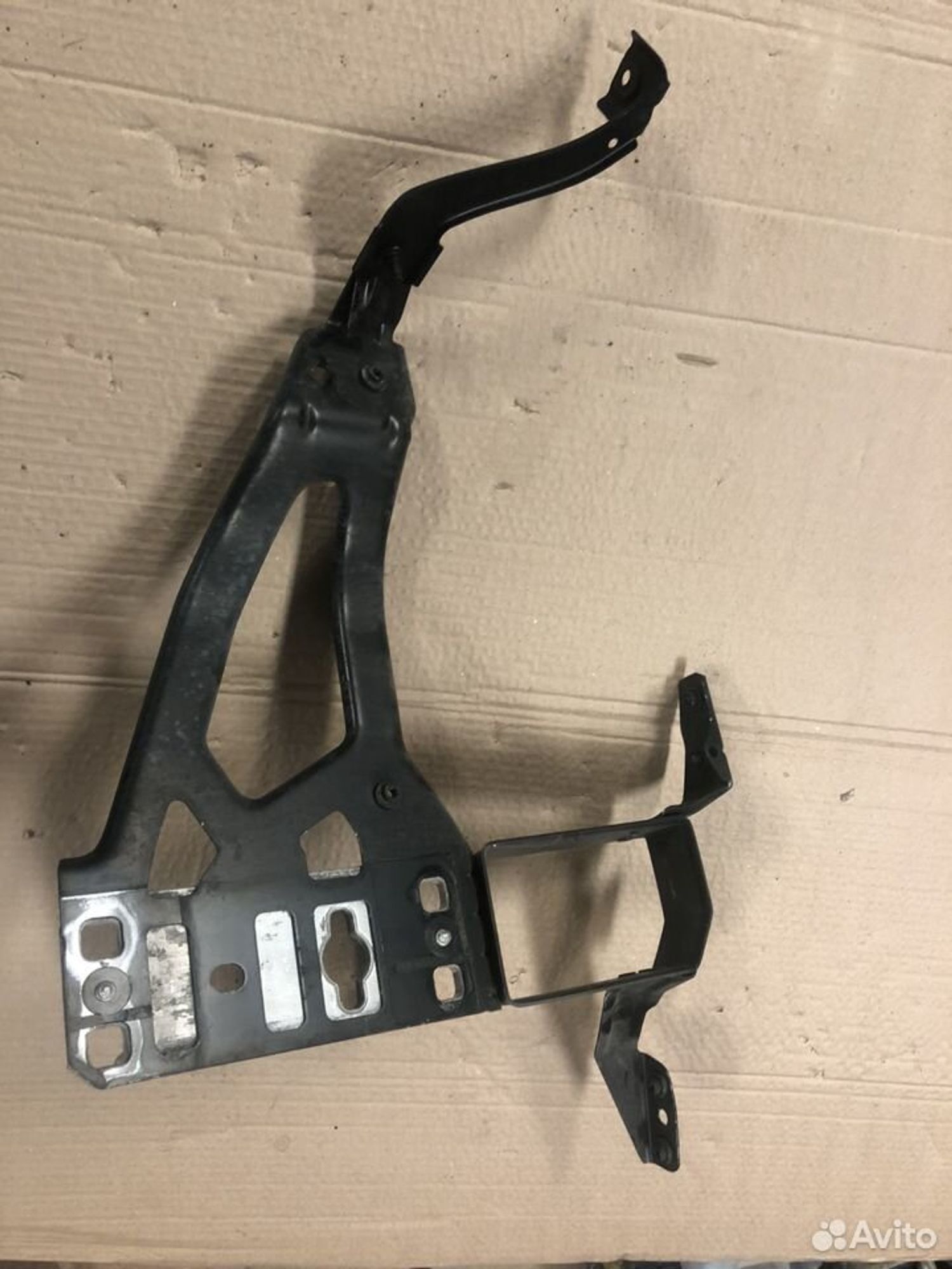 Кронштейн фары левый Bmw 5 E60, 4000 рублей, Москва