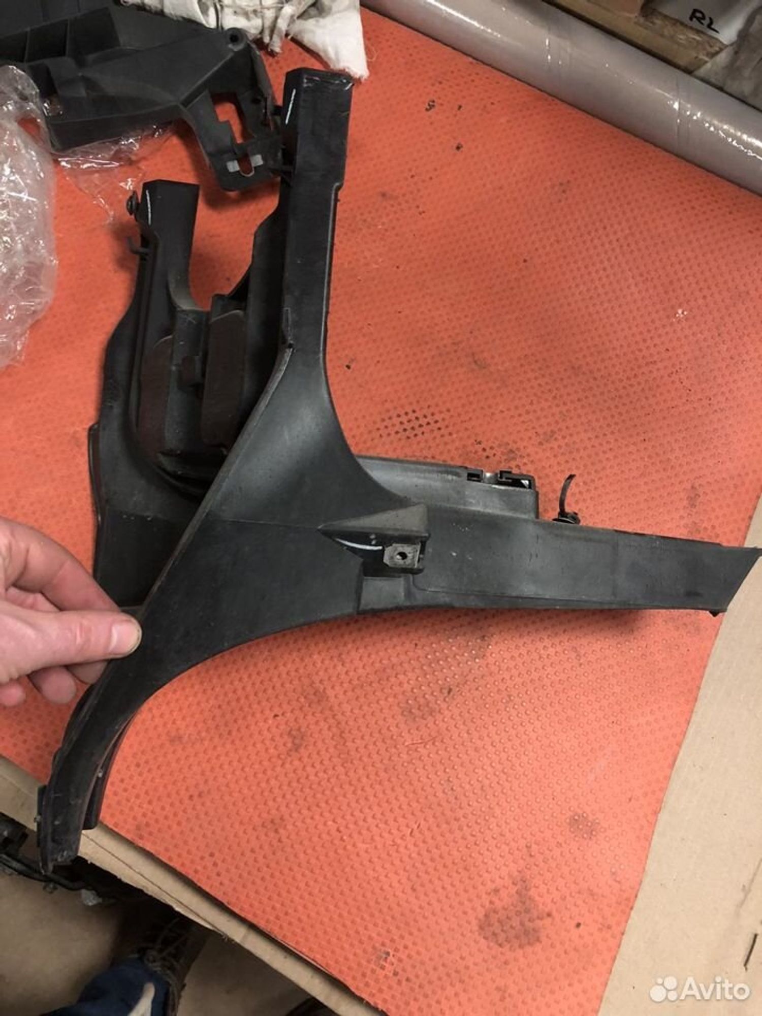 Кронштейн крыла BMW X5 E70 2008, 2500 рублей, Москва