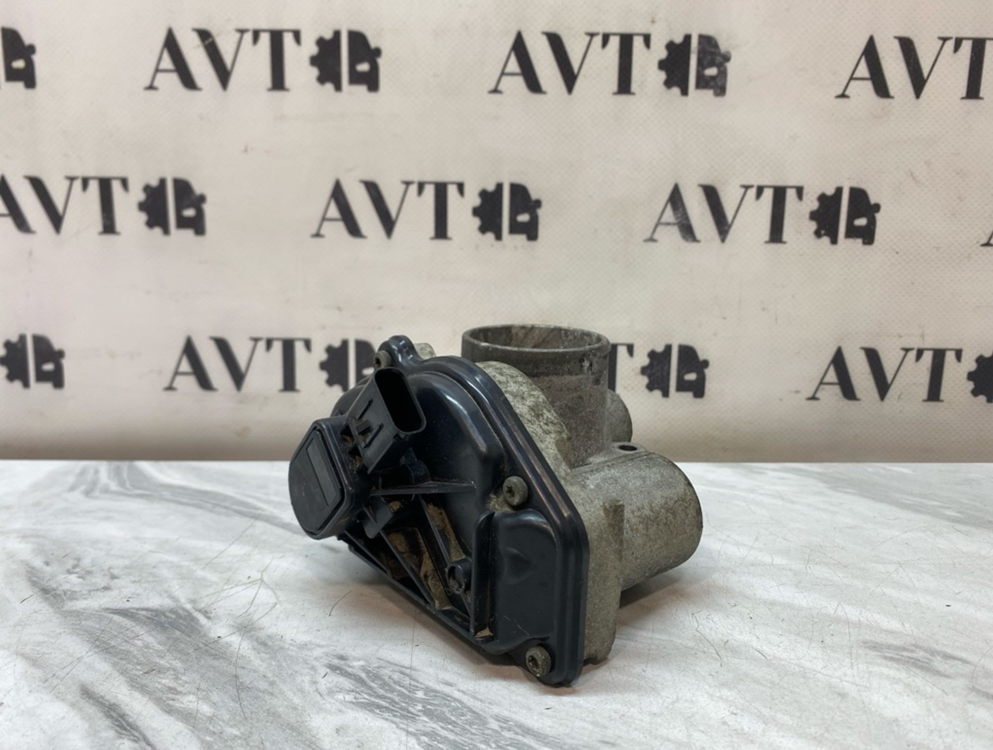 https://ycs.partsauto.market/partsauto-images/thmbs/5822255e6d2fcd0a961fb55335a0cf72/07fe12e8a477c1fede3e26ae7ad6fcc3/741722da2620026f1d9abb67f13565a7.jpg