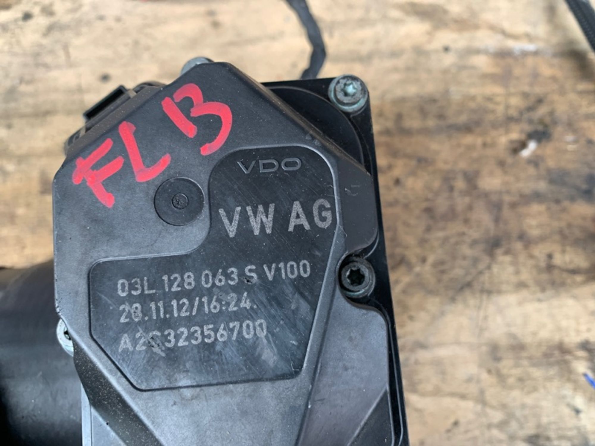 https://ycs.partsauto.market/partsauto-images/thmbs/5822255e6d2fcd0a961fb55335a0cf72/0fb4b953b3eb492162ba0321761081bd/5ff4600f26363749ca25fc942718e955.jpg