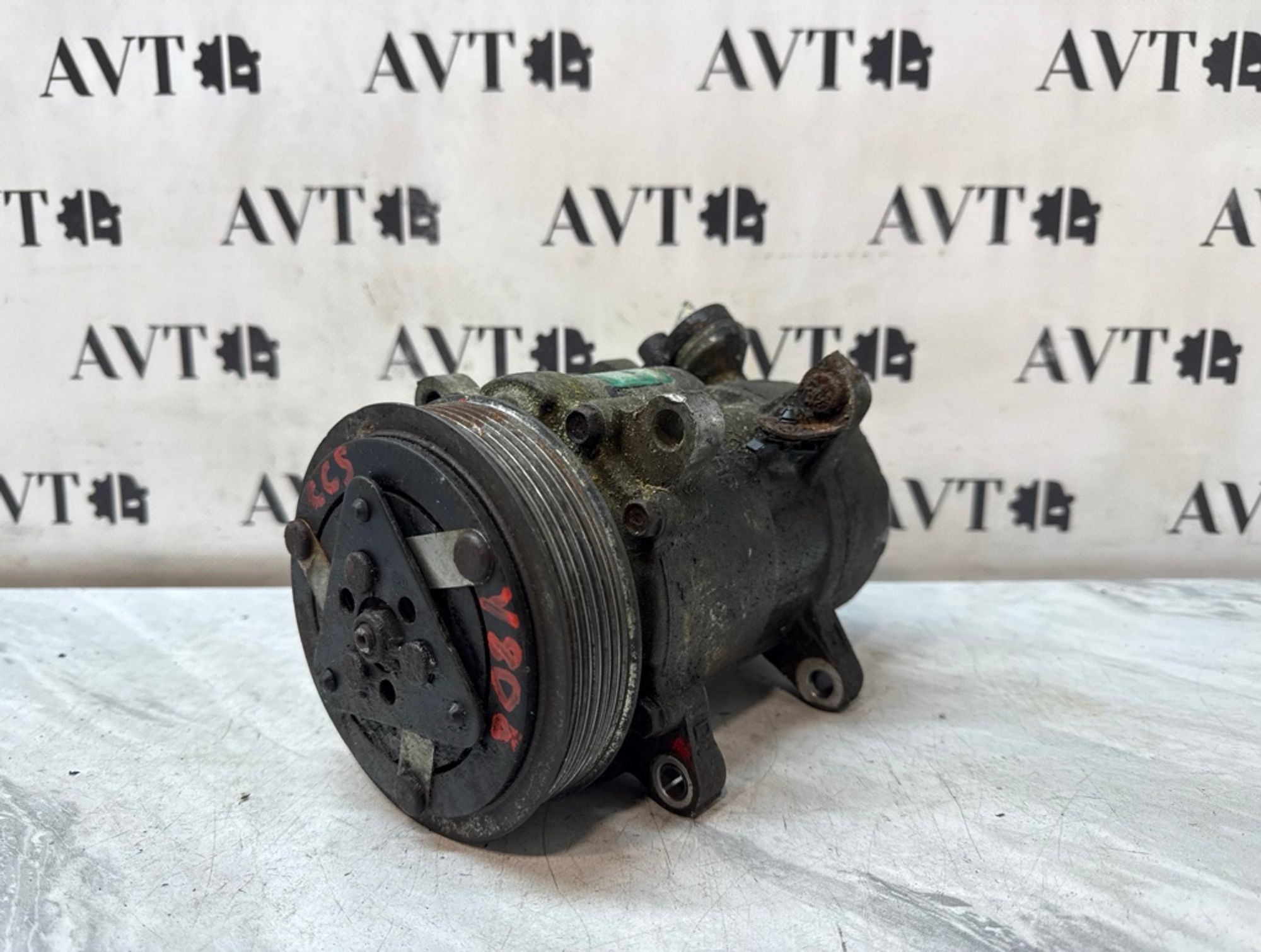 https://ycs.partsauto.market/partsauto-images/thmbs/5822255e6d2fcd0a961fb55335a0cf72/181053c40b0381fd3a2058475171f7dd/488f1fd4f936759a8f3491f79b196a42.jpg