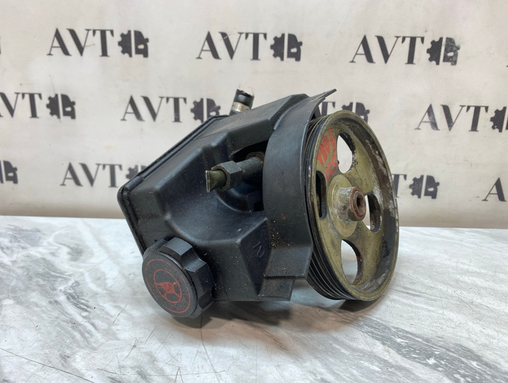 https://ycs.partsauto.market/partsauto-images/thmbs/5822255e6d2fcd0a961fb55335a0cf72/198879aaff8b54f9017cdeb9e1f72c14/6bd151a6add773cfc74eba08fa390d22.jpg
