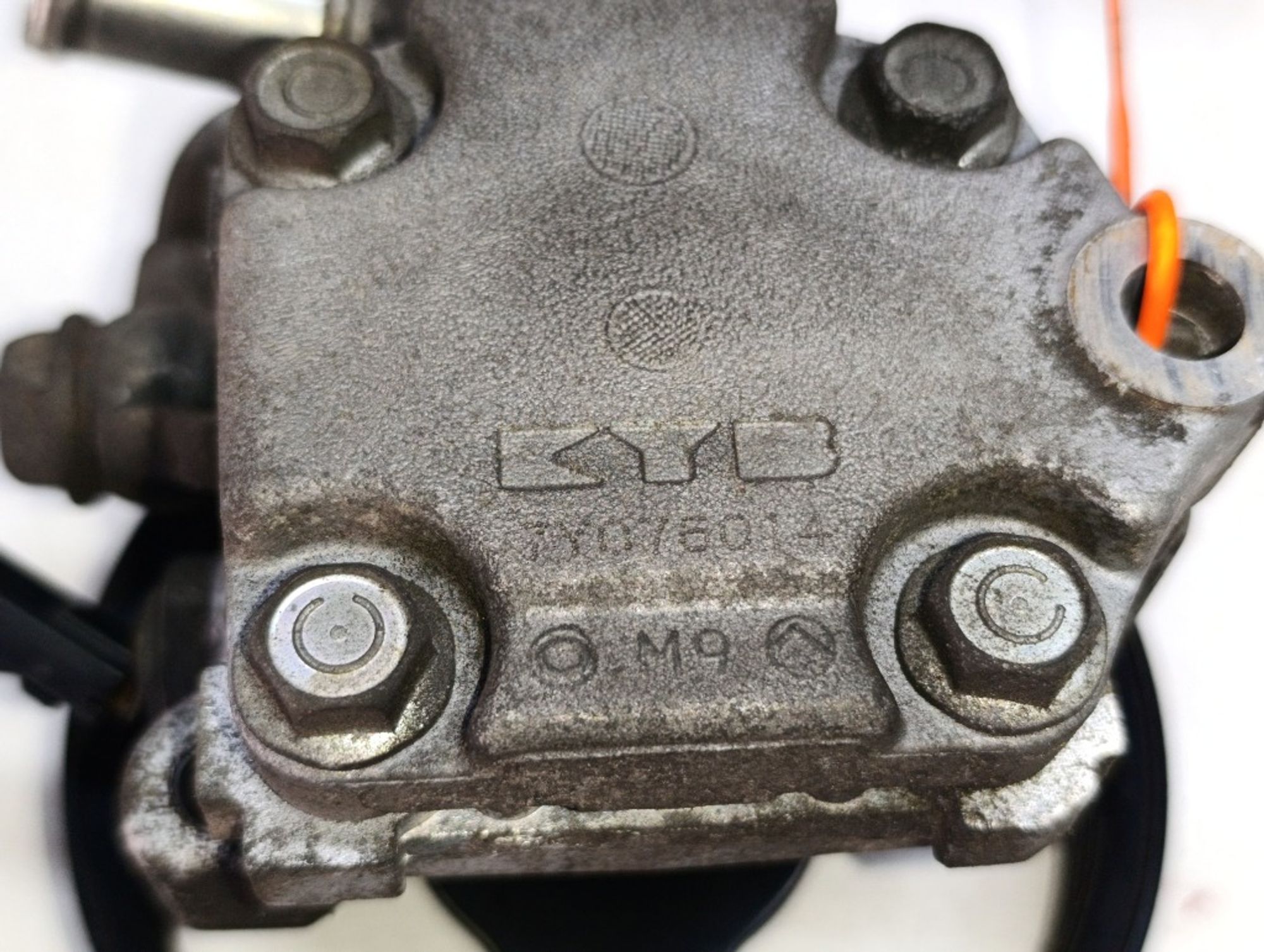https://ycs.partsauto.market/partsauto-images/thmbs/5822255e6d2fcd0a961fb55335a0cf72/2031fcc3be114740ecd1799ccc3a016c/c042174092c069f54c5f5ff7975886aa.jpg
