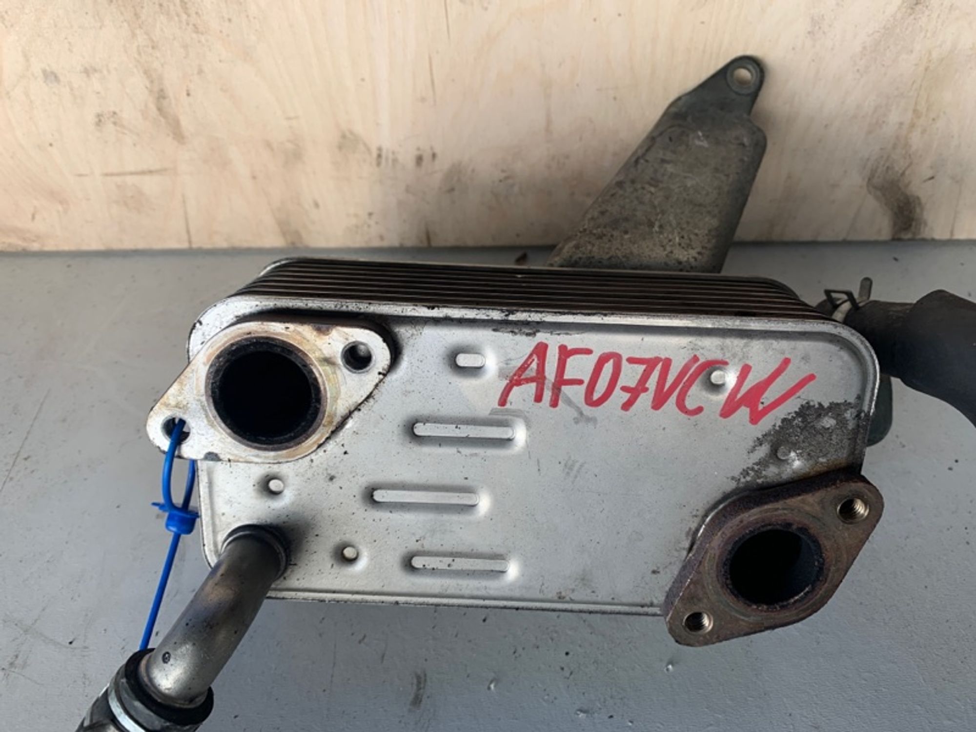 https://ycs.partsauto.market/partsauto-images/thmbs/5822255e6d2fcd0a961fb55335a0cf72/25a5bb67019cfd11834e18a2ae458467/ab3d918e66514e5382b552290b8855a4.jpg