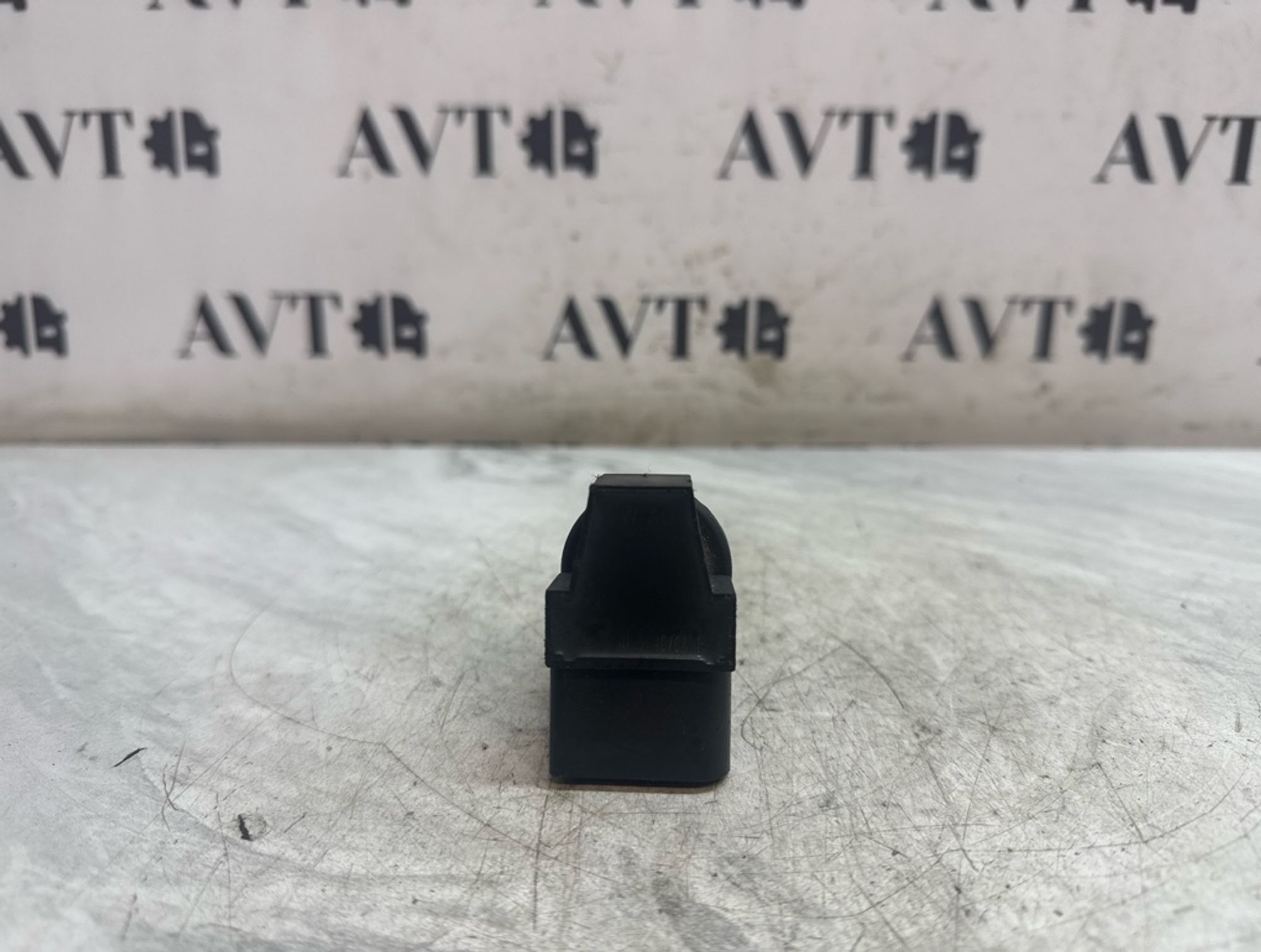 https://ycs.partsauto.market/partsauto-images/thmbs/5822255e6d2fcd0a961fb55335a0cf72/3c08e42496ea985fcd7cc7326839e40e/6294f9404688fb753ede8f8bcea76553.jpg
