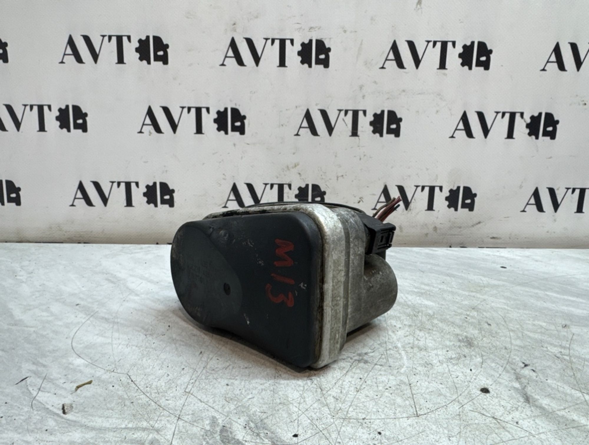 https://ycs.partsauto.market/partsauto-images/thmbs/5822255e6d2fcd0a961fb55335a0cf72/4ab10bc7643c1636d942f596d48901f3/824e230a6b79d7eaee401edcf8e1969d.jpg