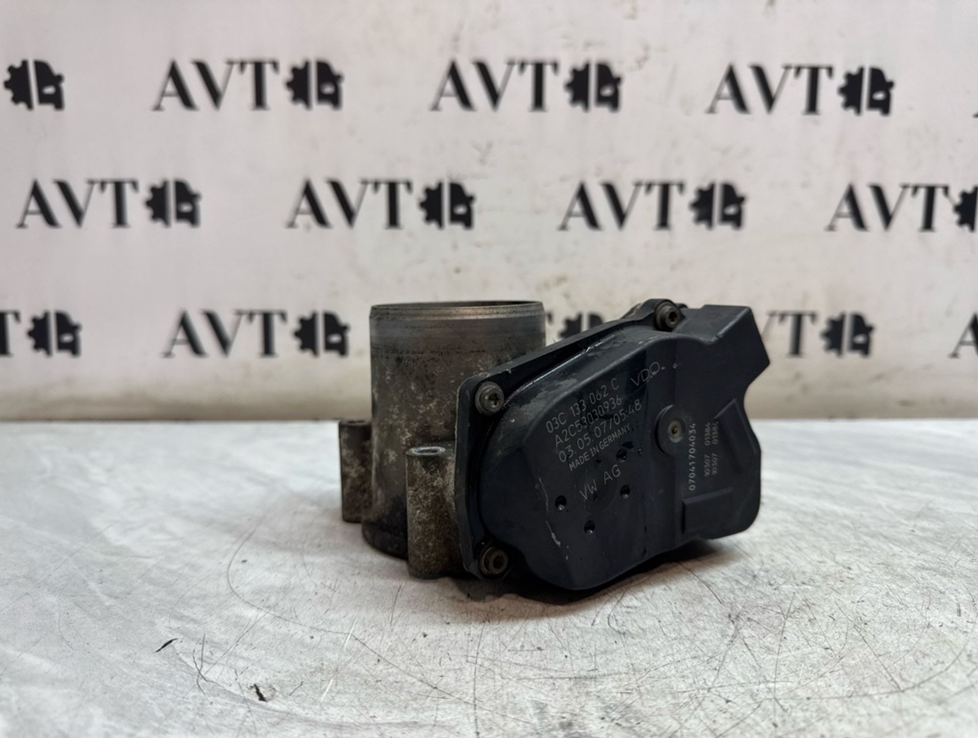 https://ycs.partsauto.market/partsauto-images/thmbs/5822255e6d2fcd0a961fb55335a0cf72/4cb6d878ad8bbeea9735c597fa0dce38/6b9c9520b8c969f1249869cd3cd8f1a8.jpg