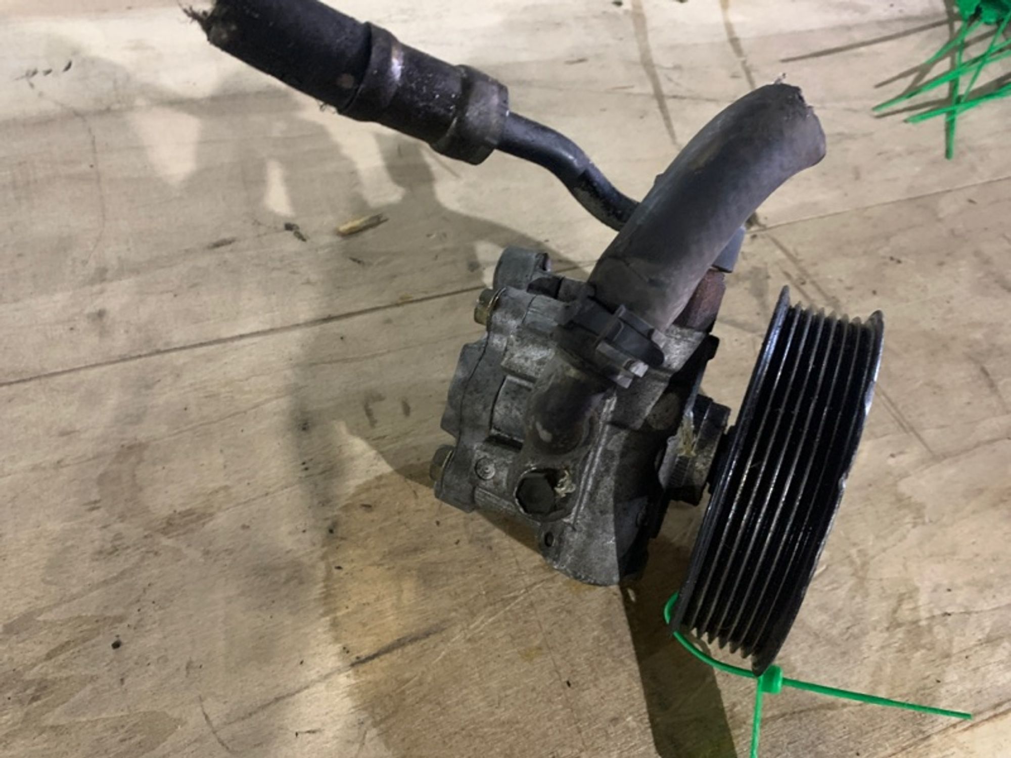 https://ycs.partsauto.market/partsauto-images/thmbs/5822255e6d2fcd0a961fb55335a0cf72/4e62b08754c56d4d89d2b5e2b58bc525/9865fdd60e0ccf35591e0054b7cf5f57.jpg