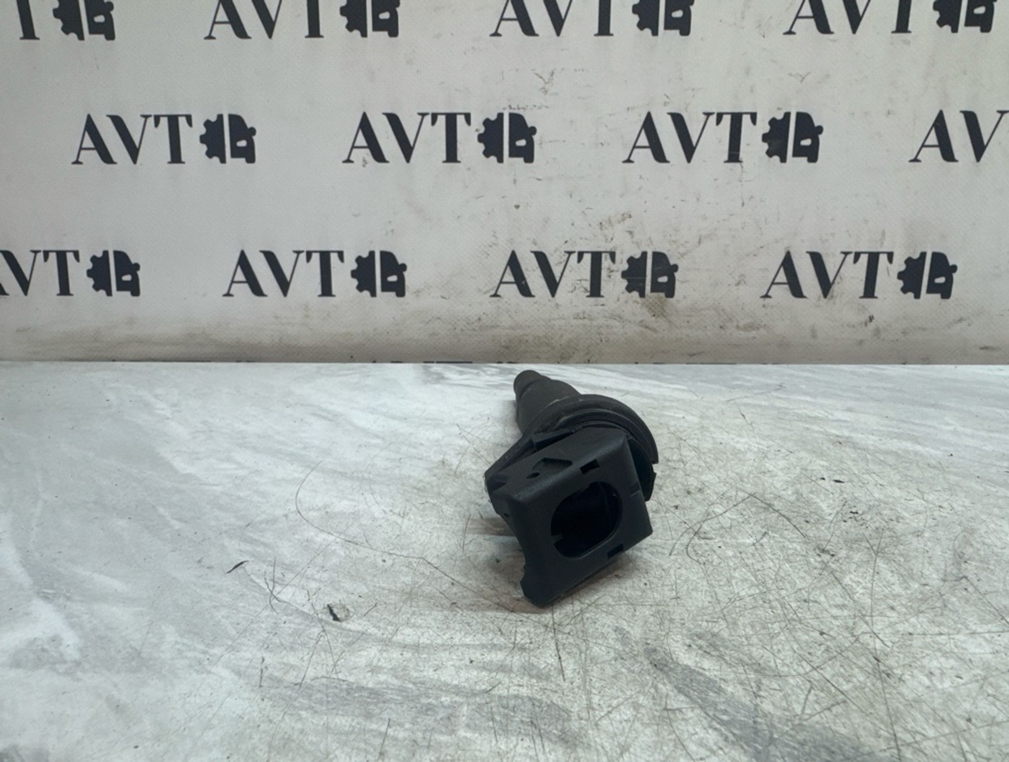 https://ycs.partsauto.market/partsauto-images/thmbs/5822255e6d2fcd0a961fb55335a0cf72/56ad2c5a11349bafcc37963c79d0d5e8/8119ad6df3de58154e99f73c5094f04b.jpg