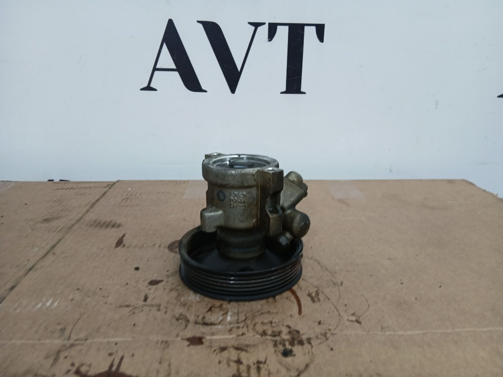 https://ycs.partsauto.market/partsauto-images/thmbs/5822255e6d2fcd0a961fb55335a0cf72/869270244ecf478531d676954fb02cfc/360f53af028a3017d075c8c72079998b.jpg