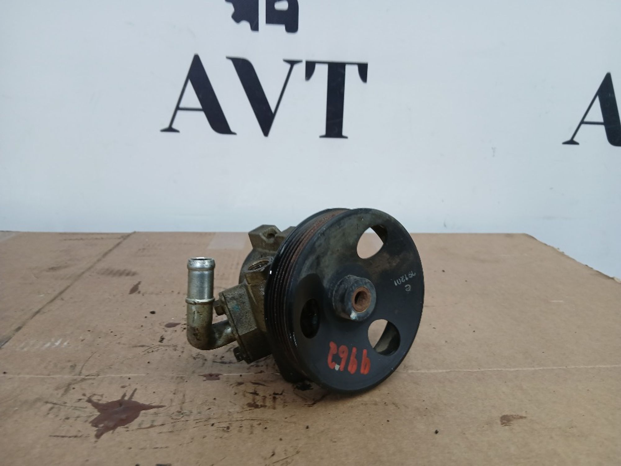 https://ycs.partsauto.market/partsauto-images/thmbs/5822255e6d2fcd0a961fb55335a0cf72/869270244ecf478531d676954fb02cfc/bed074516f1fcdc8fdcba370a182b9d3.jpg