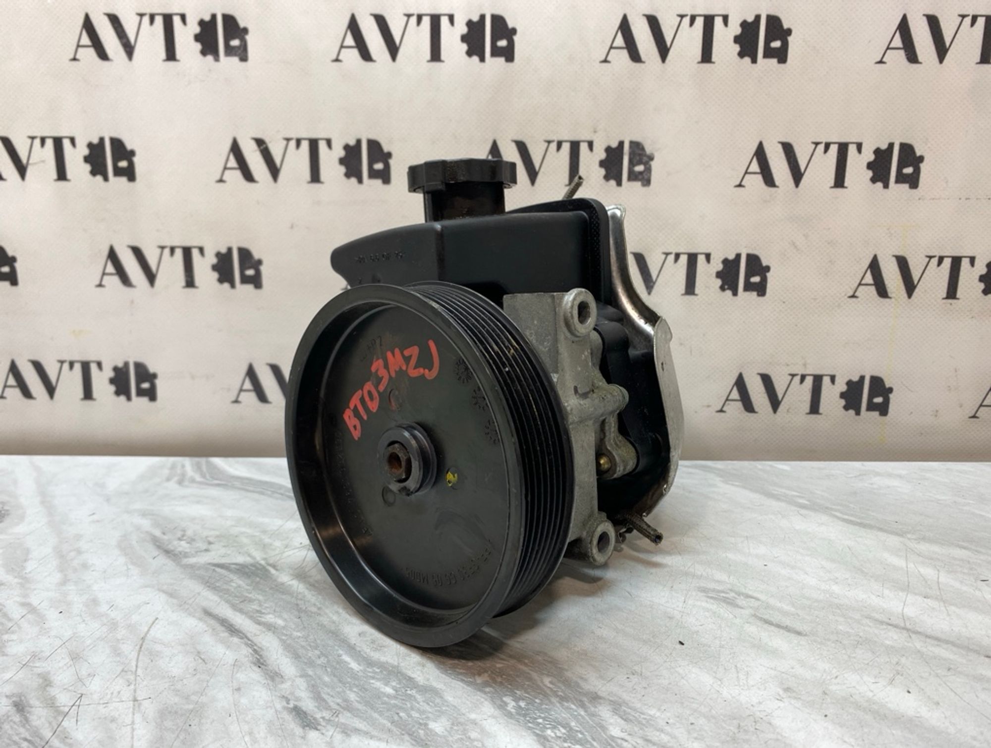 https://ycs.partsauto.market/partsauto-images/thmbs/5822255e6d2fcd0a961fb55335a0cf72/8eab85d9d8d18e6ef9c285b56392d716/7b1bcf85a2f9ed444e47dcd3941557f6.jpg