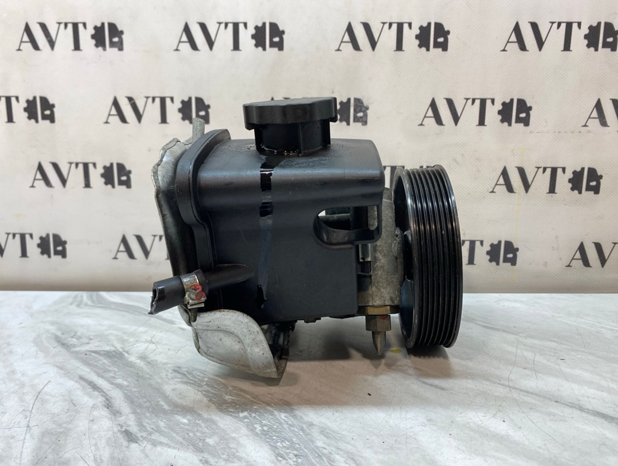 https://ycs.partsauto.market/partsauto-images/thmbs/5822255e6d2fcd0a961fb55335a0cf72/8eab85d9d8d18e6ef9c285b56392d716/f301c04ddf19ed726fa2d9e0bb4ea193.jpg