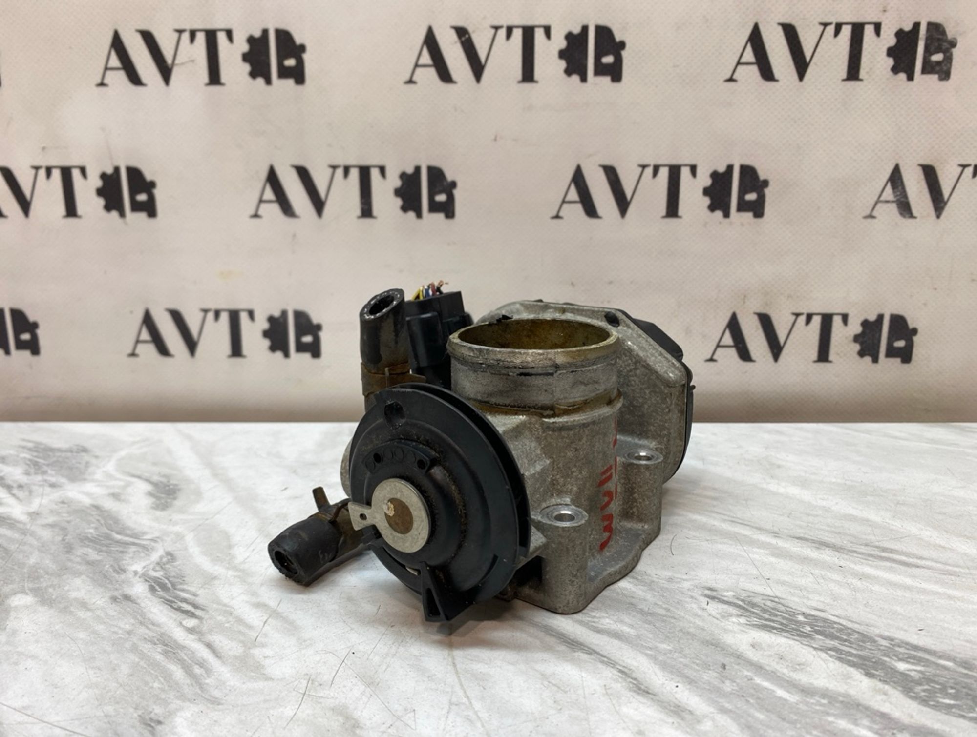 https://ycs.partsauto.market/partsauto-images/thmbs/5822255e6d2fcd0a961fb55335a0cf72/977a909c8cbad46fc0654fdf0c27c303/aeed53e39291746ecd02a5baed297e93.jpg