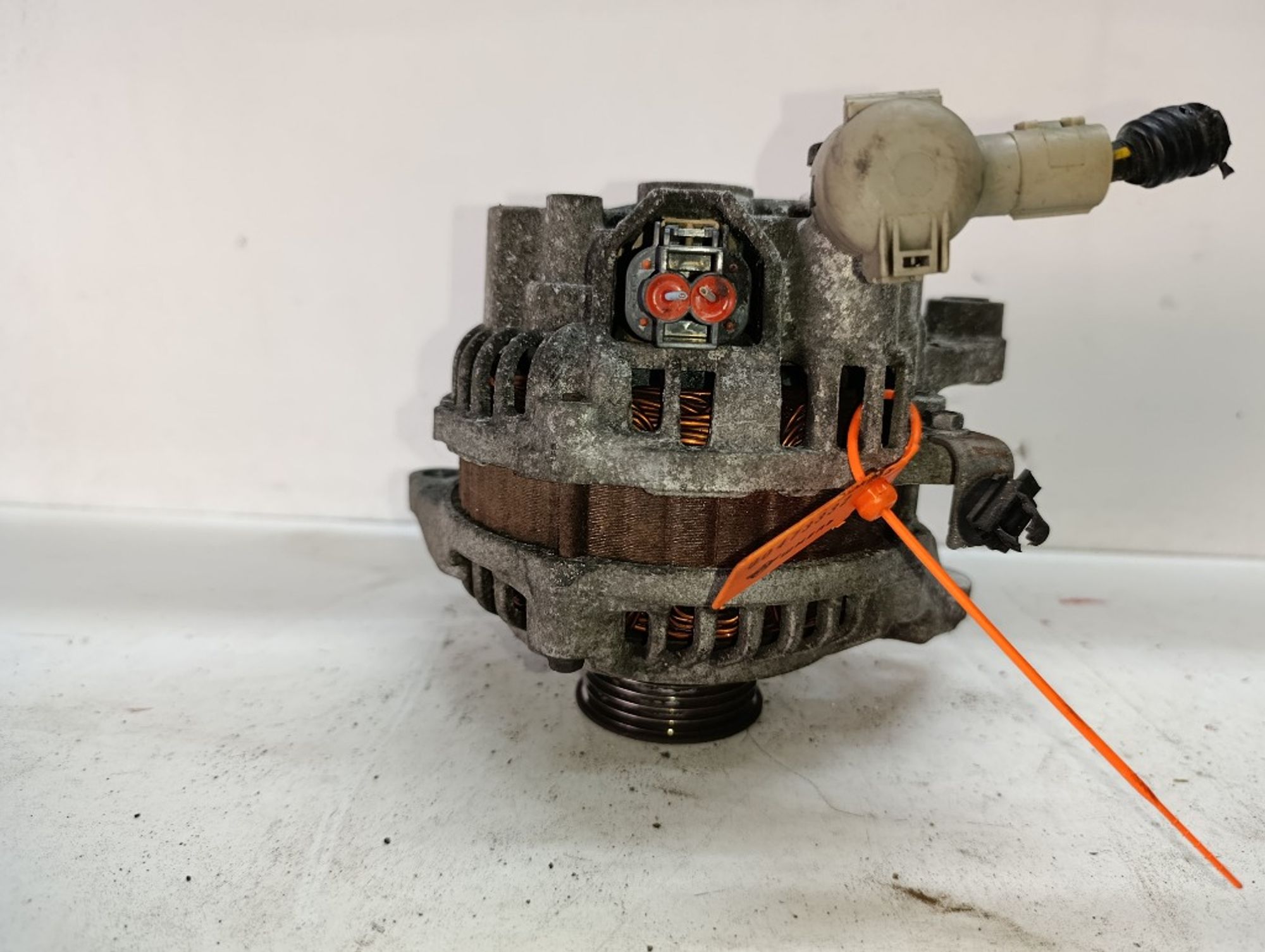 https://ycs.partsauto.market/partsauto-images/thmbs/5822255e6d2fcd0a961fb55335a0cf72/9b5f4cdbce25f7b44618d7cc16afbd34/0a40f5eddf4e09a583abfd3f63a31e77.jpg