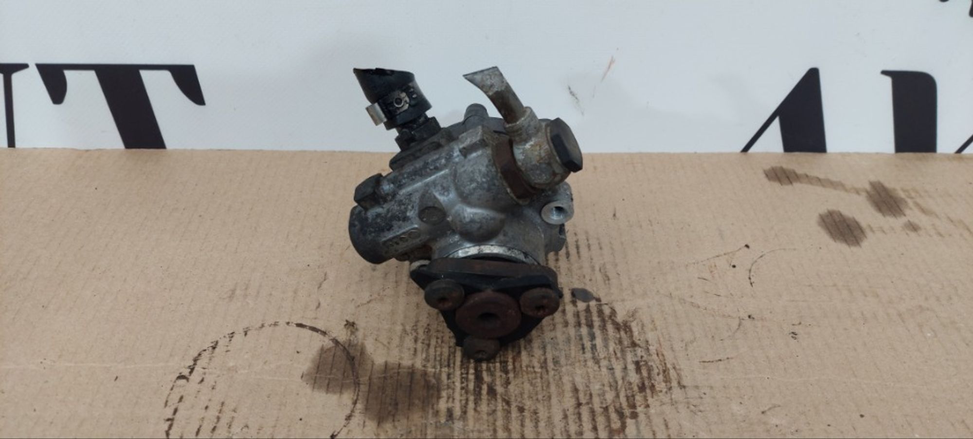 https://ycs.partsauto.market/partsauto-images/thmbs/5822255e6d2fcd0a961fb55335a0cf72/af5c78e2422ea114257d5fd2140e394c/7e570942f8df7301b0b6ba6aa50976c1.jpg