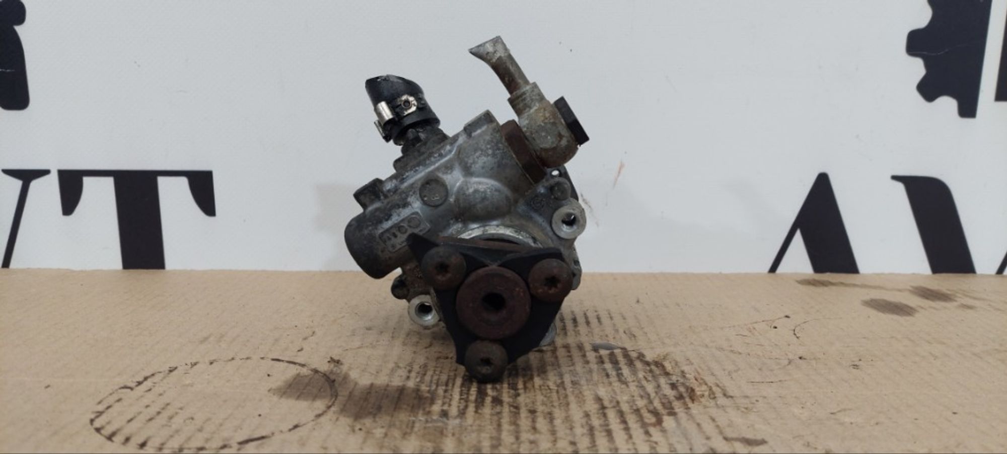 https://ycs.partsauto.market/partsauto-images/thmbs/5822255e6d2fcd0a961fb55335a0cf72/af5c78e2422ea114257d5fd2140e394c/94f550b0304af9f21c892c8b7440cedb.jpg