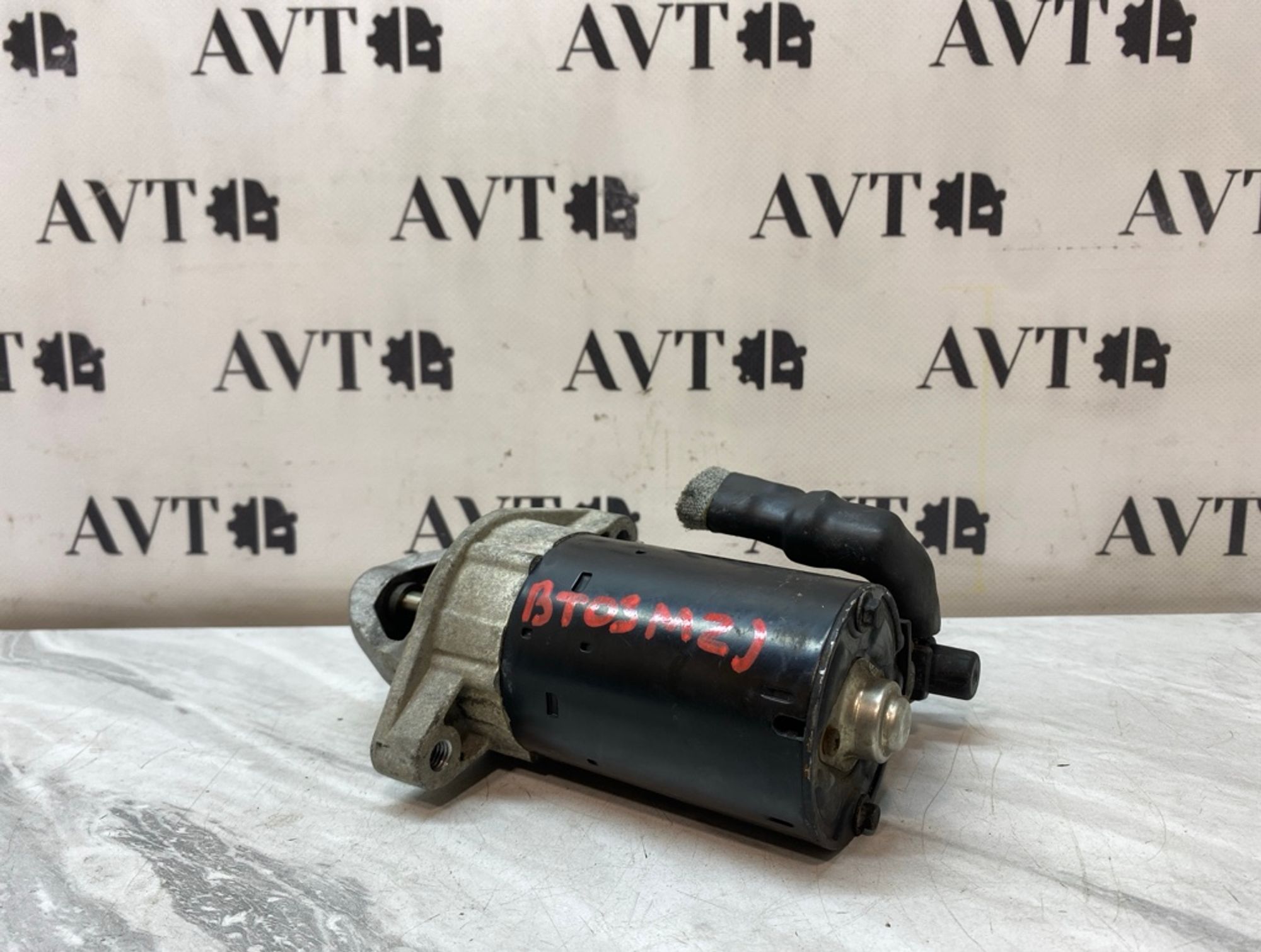 https://ycs.partsauto.market/partsauto-images/thmbs/5822255e6d2fcd0a961fb55335a0cf72/b4d48ccb291dd7226fee2fbeb93ecd13/9f84680f6a99f42647b602c4451b8bcf.jpg