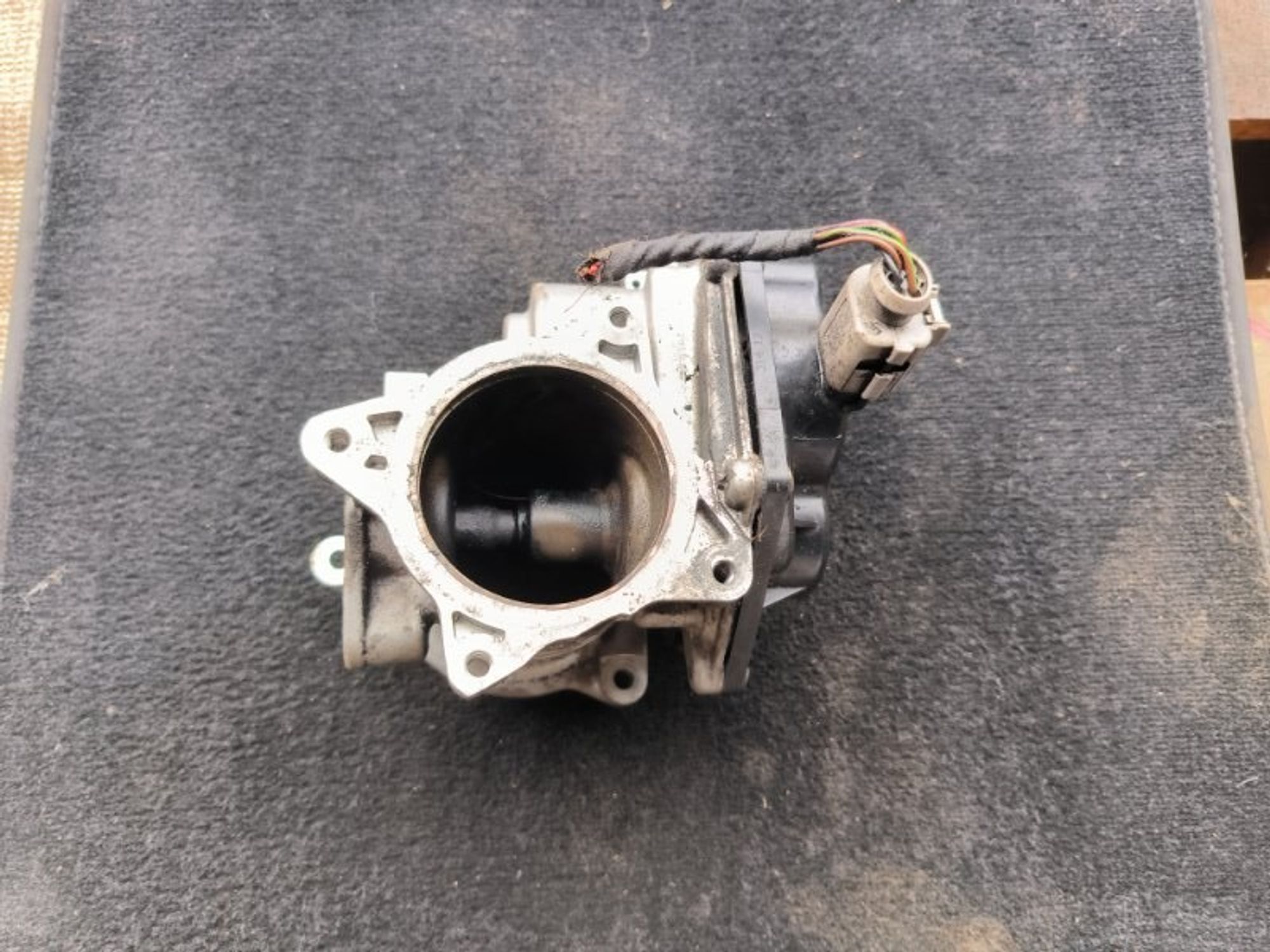 https://ycs.partsauto.market/partsauto-images/thmbs/5822255e6d2fcd0a961fb55335a0cf72/c10bb878c4c6a030b04d87ff74bcb2e2/6c68519238cf922987504ed760e27411.jpg