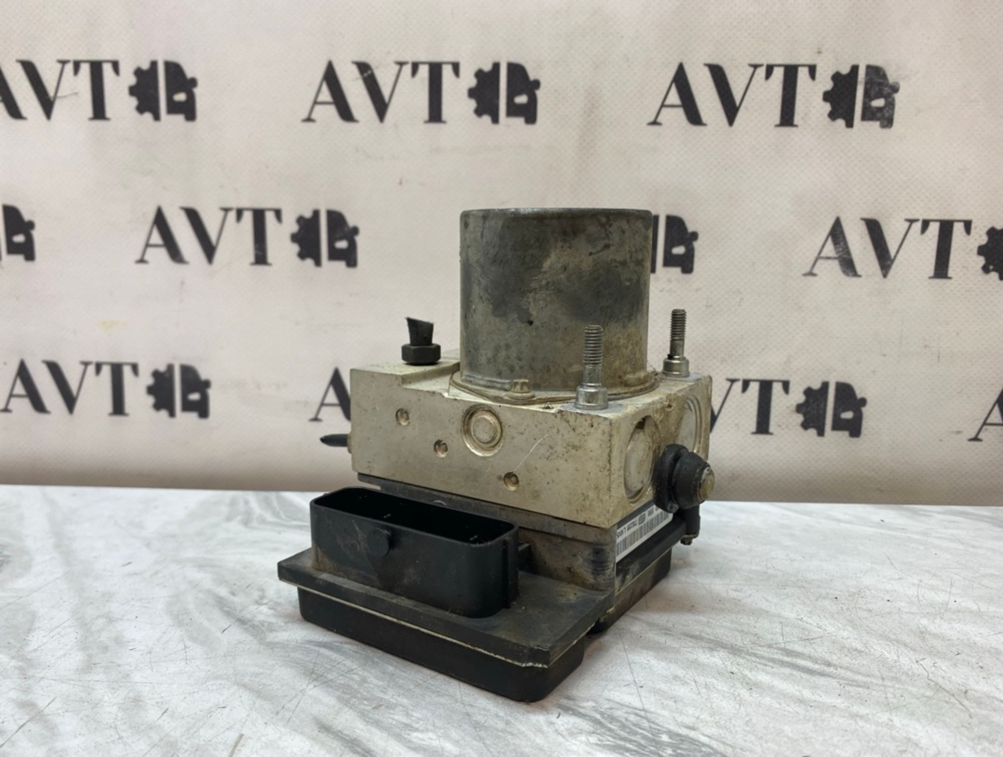 https://ycs.partsauto.market/partsauto-images/thmbs/5822255e6d2fcd0a961fb55335a0cf72/c7843c446b81652cba71c8e5f5a3a55d/80b46345f790af8a5a4bec149a1a5333.jpg